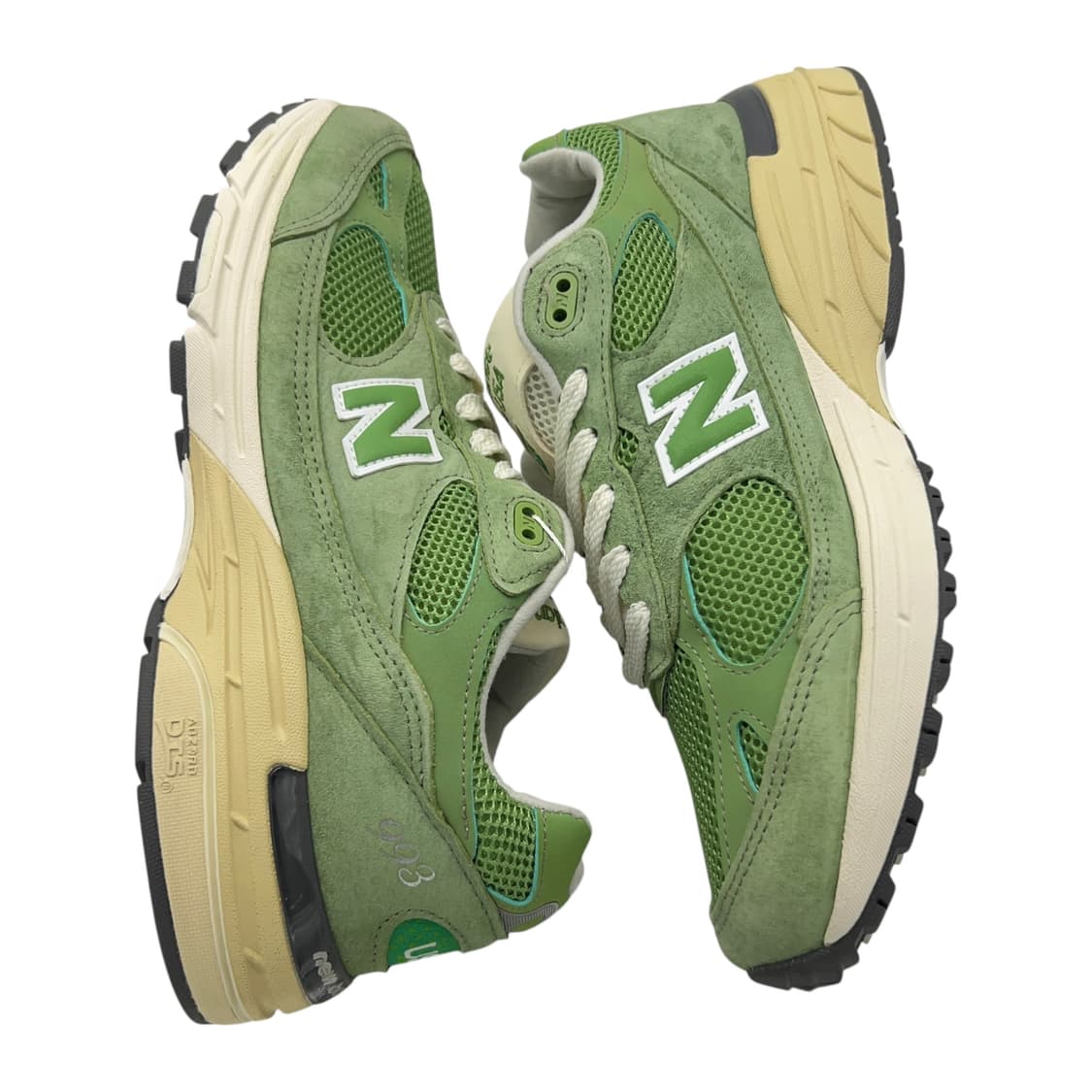 275 뉴발란스 993 메이드 인 USA 차이브 씨 솔트 상품이미지2