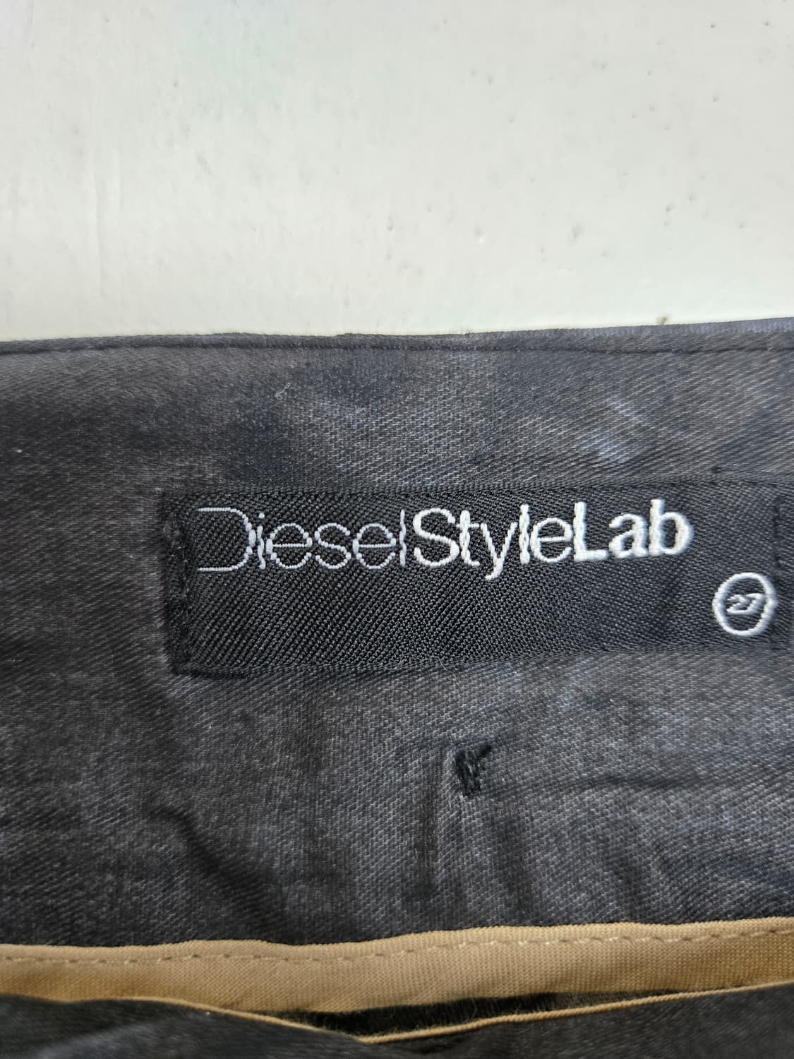 디젤 패턴 A라인 롱 스커트 블랙 상품이미지3