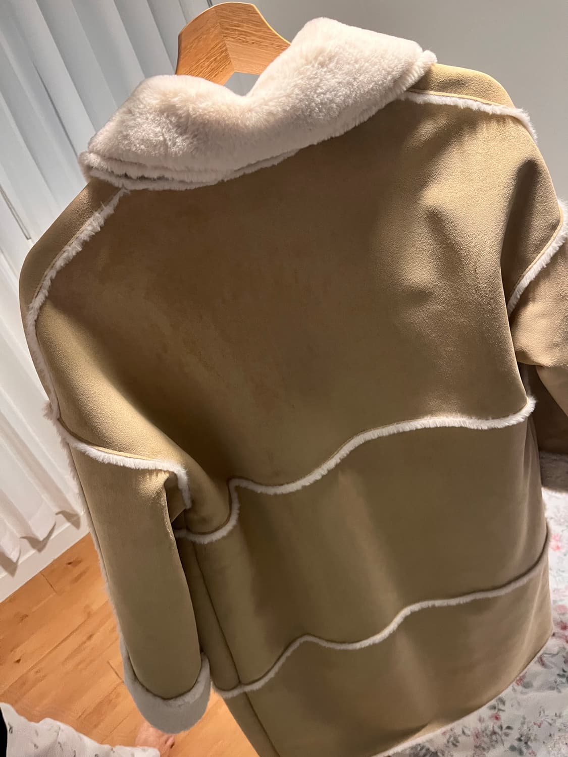 온앤온 무스탕코트 상품이미지2