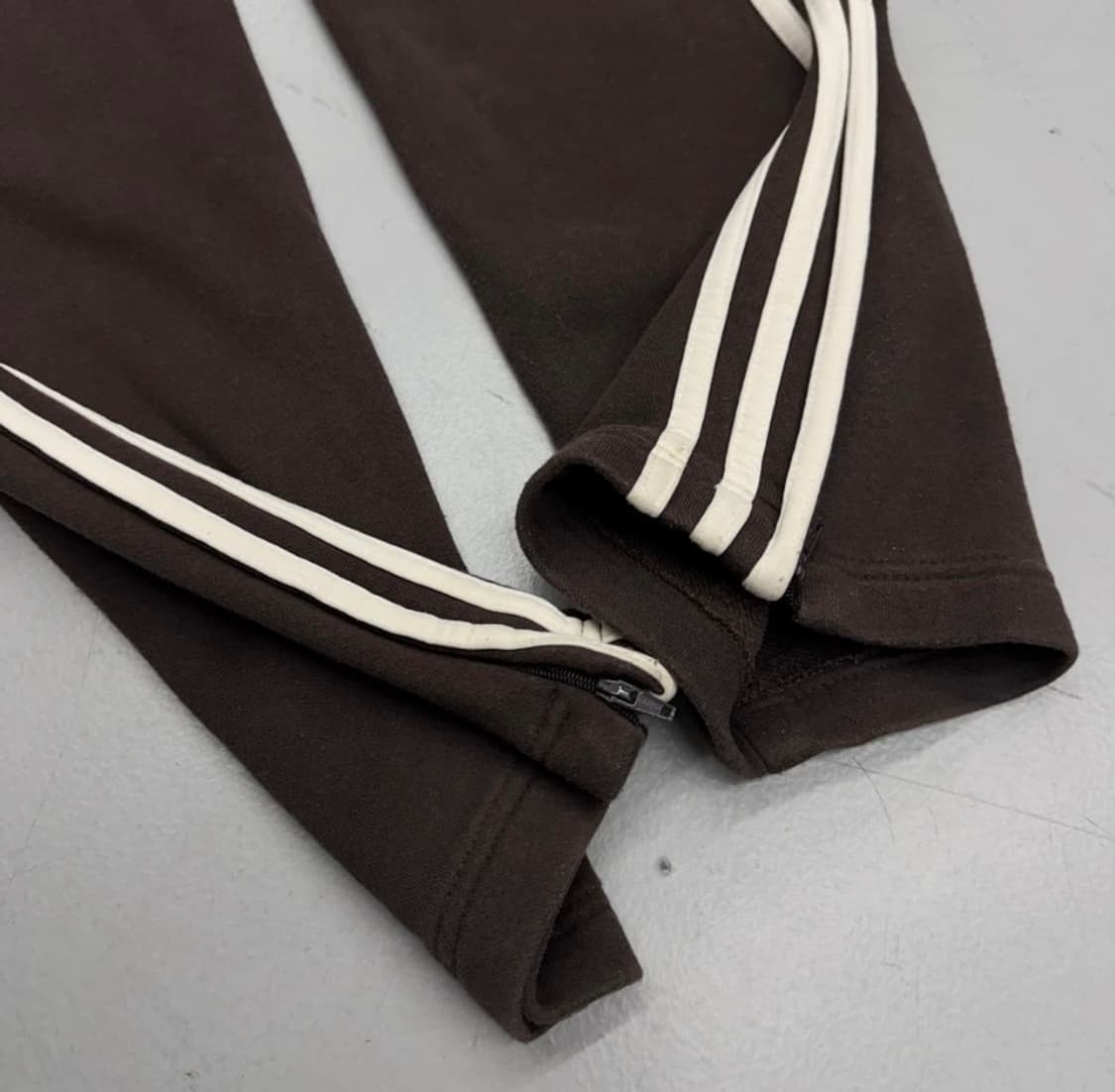 아디다스 파이어버드 초코브라운 코튼 팬츠 상품이미지4