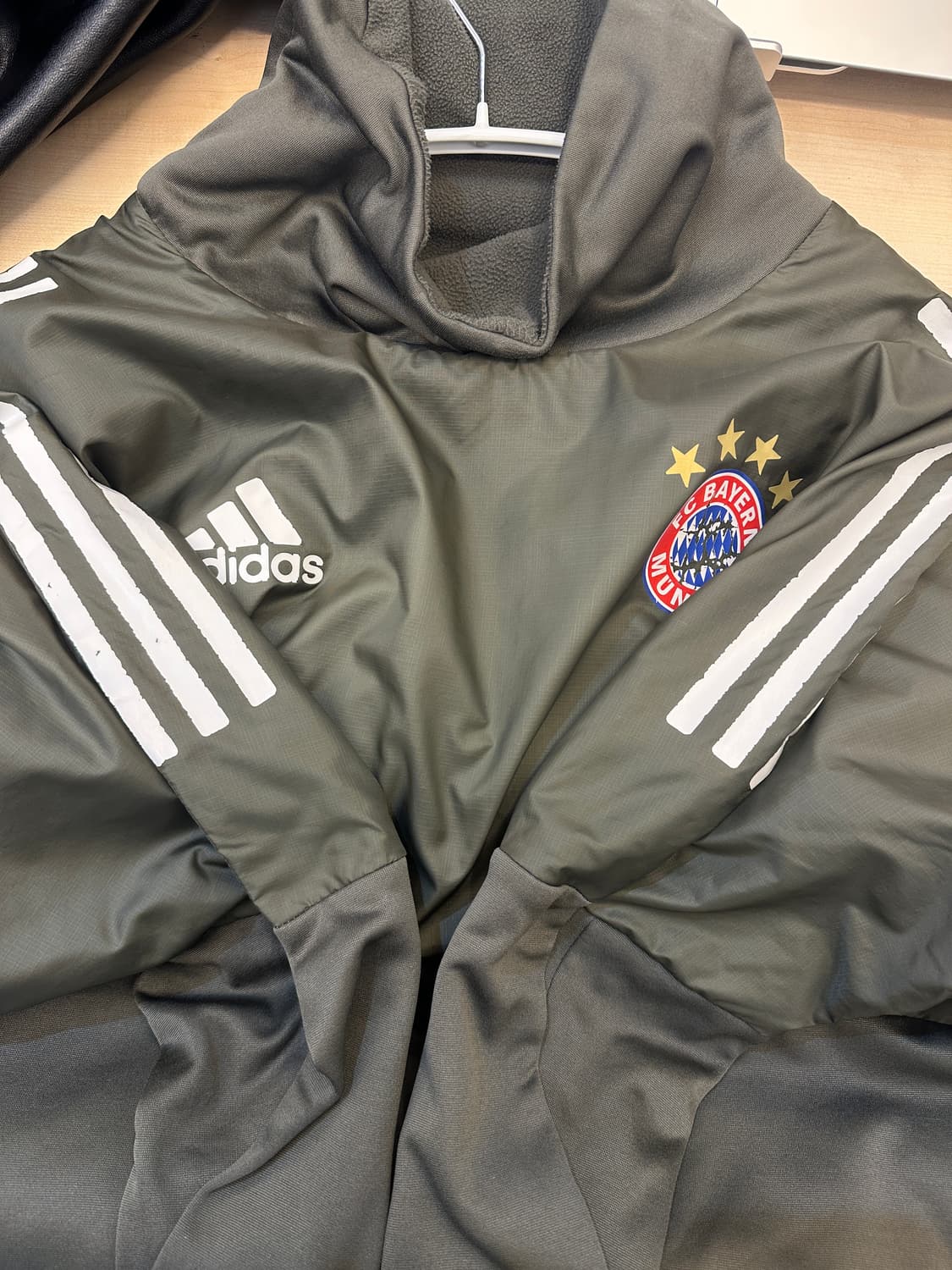 105) 아디다스 독일 뮌헨 바이에른 기모 트랙탑 차콜 그레이 상품이미지6