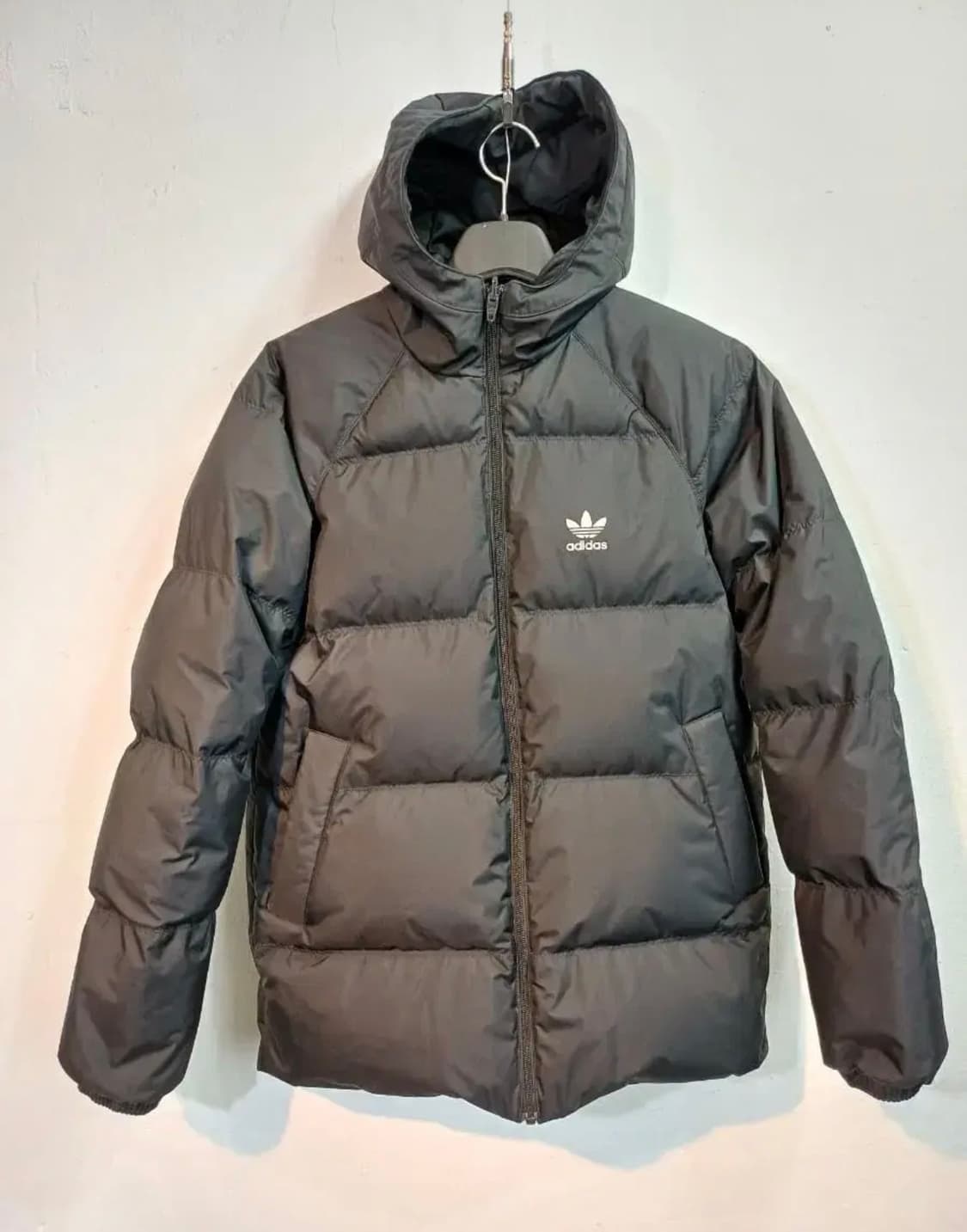 아디다스 리버시블 다운 패딩 블랙 xs 상품이미지2