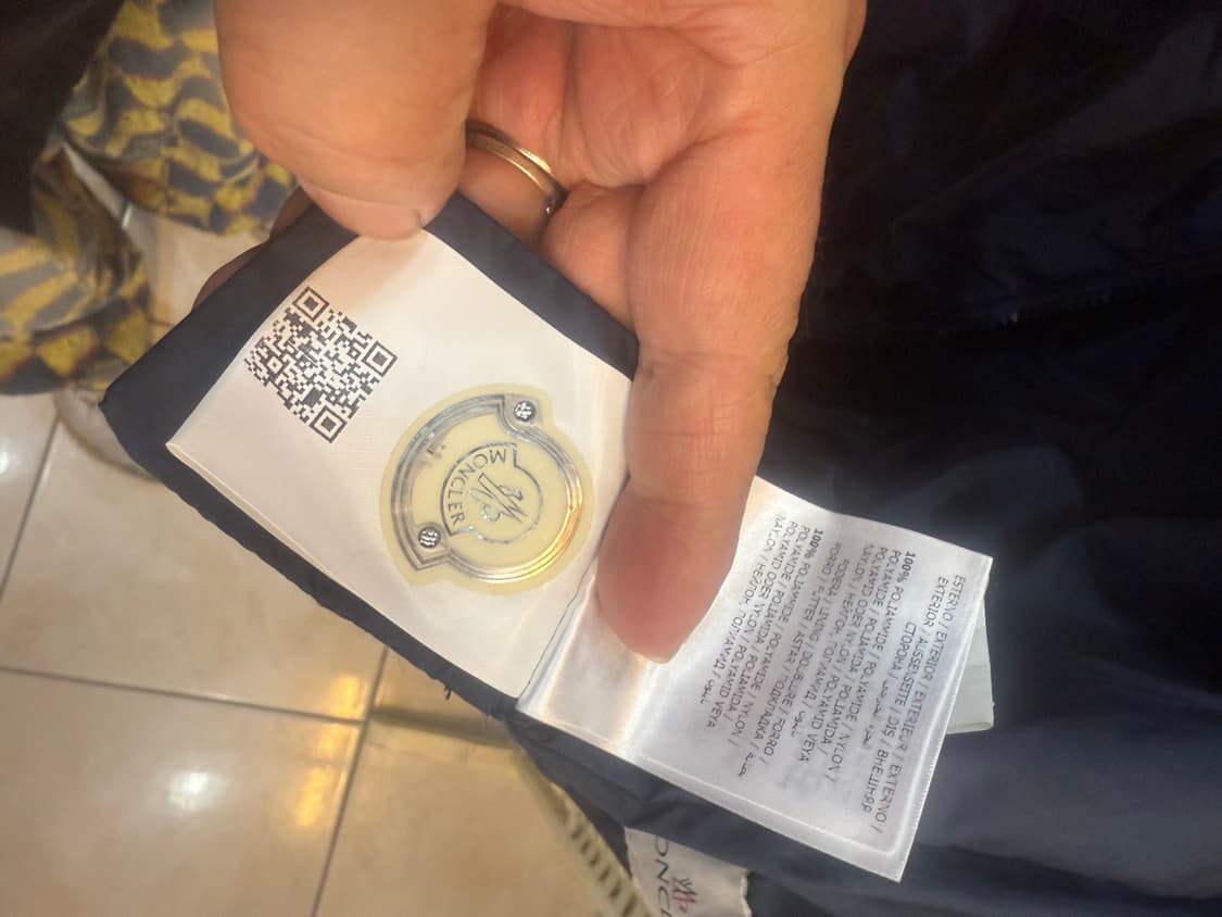 2/66 정품 몽클레어 붐버자켓 팝니다 상품이미지7