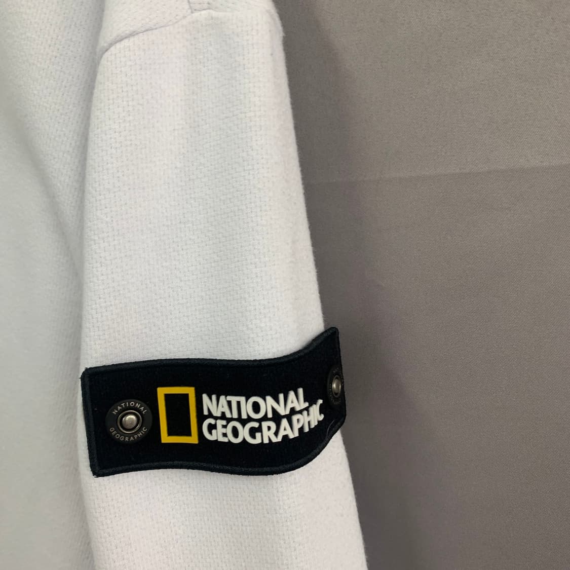 XL 내셔널지오그래픽 빅 로고 프린팅 와펜 맨투맨 상품이미지4