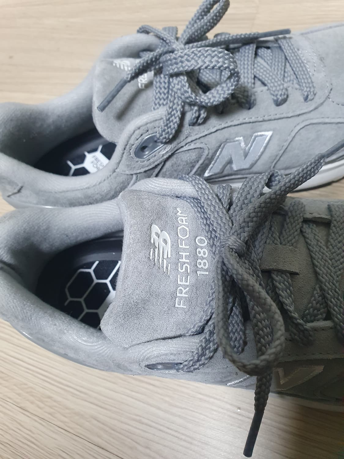 뉴발란스 1880 프레쉬폼 운동화 255 상품이미지7