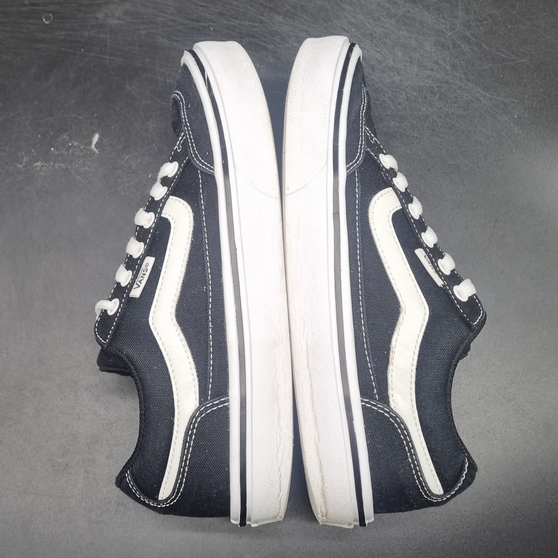 반스 팔켄 블랙 여성스니커즈 235 상품이미지5