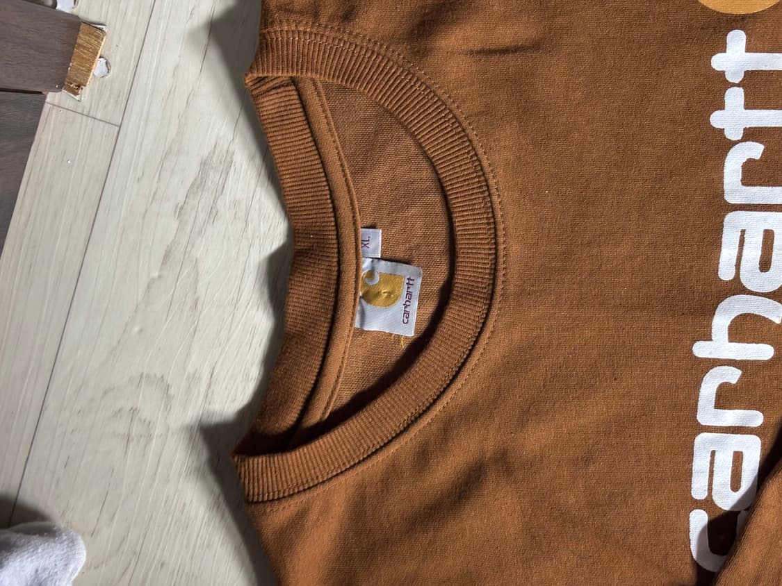 칼하트 아메리칸 스크립트 스웨터셔츠 브라운 상품이미지4