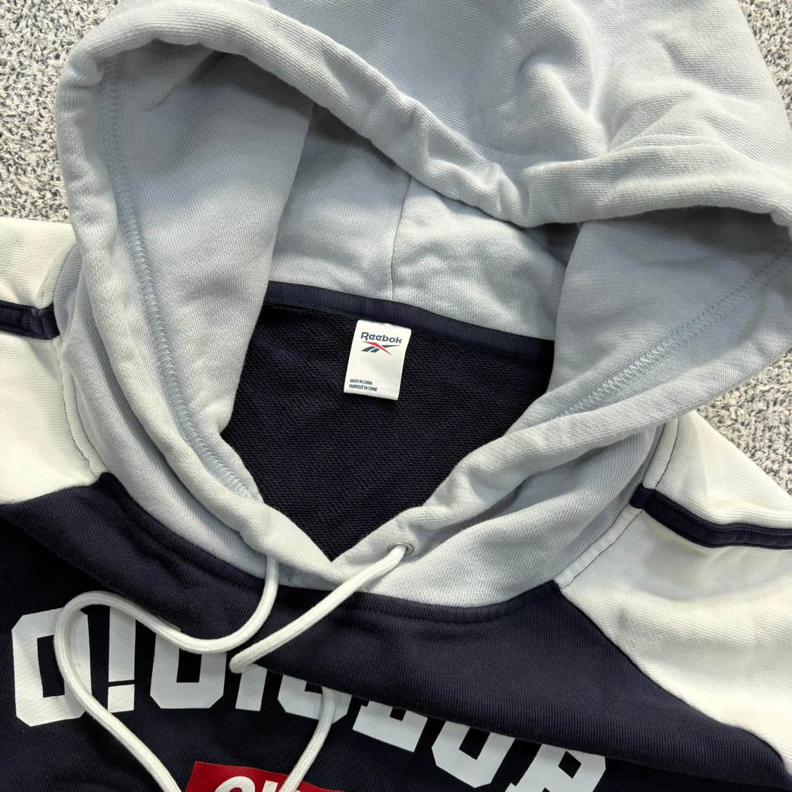 XS 리복 오아이오아이 콜라보 후드티 0309J 상품이미지3