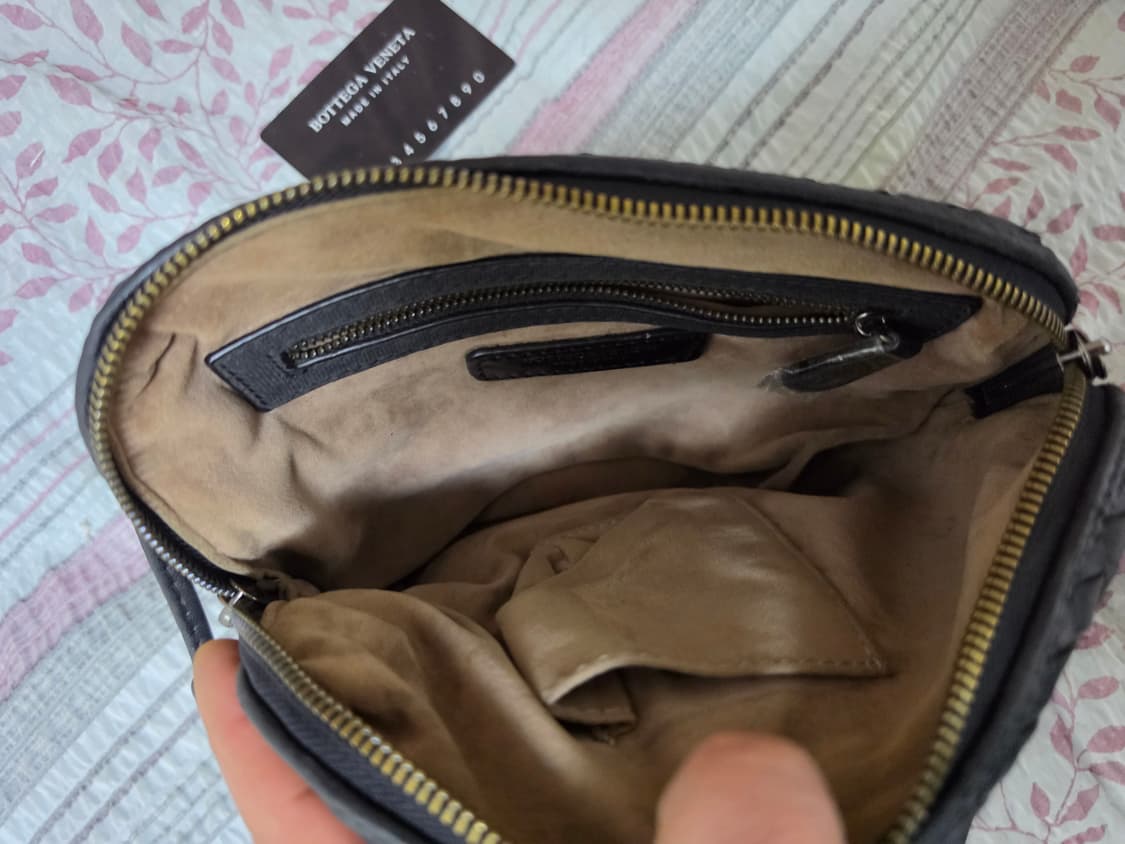 보테가베네타위빙크로스백 24/19센티  상품이미지5