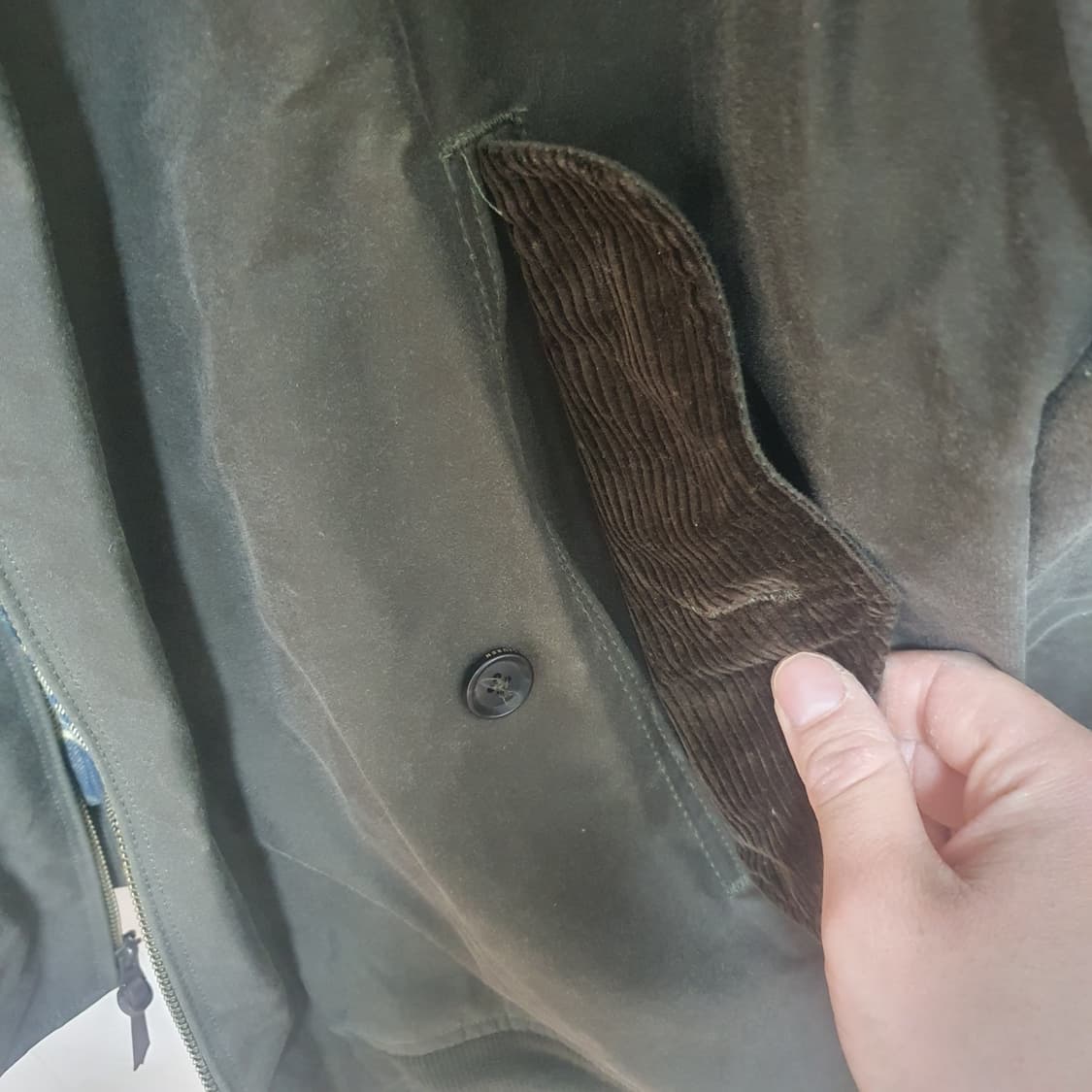 폴로 랄프로렌 왁스드 바라쿠타 자켓 판매합니다. 상품이미지3