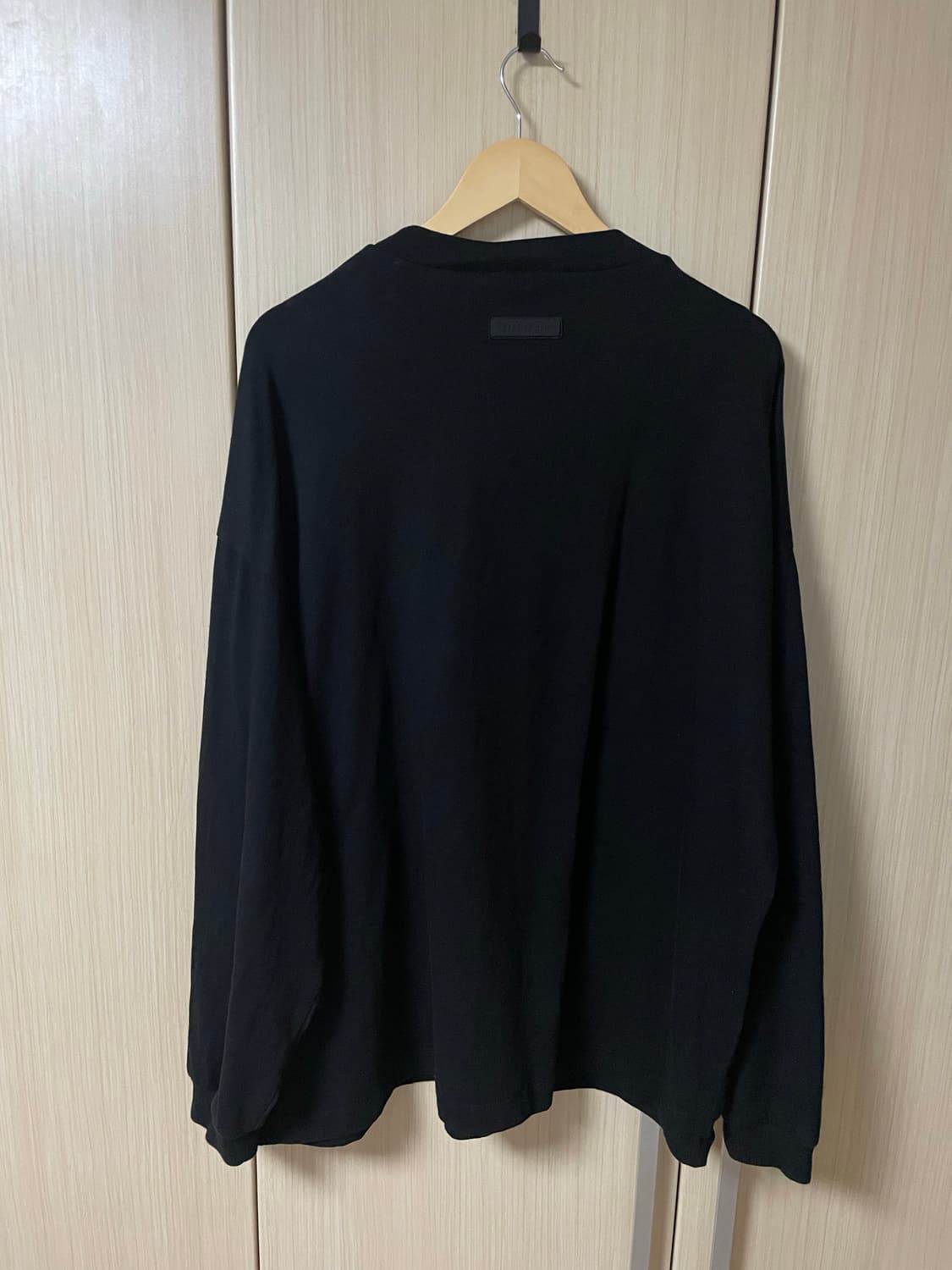 [M] 피어오브갓 에센셜 24SS 긴팔 티셔츠 블랙 상품이미지2