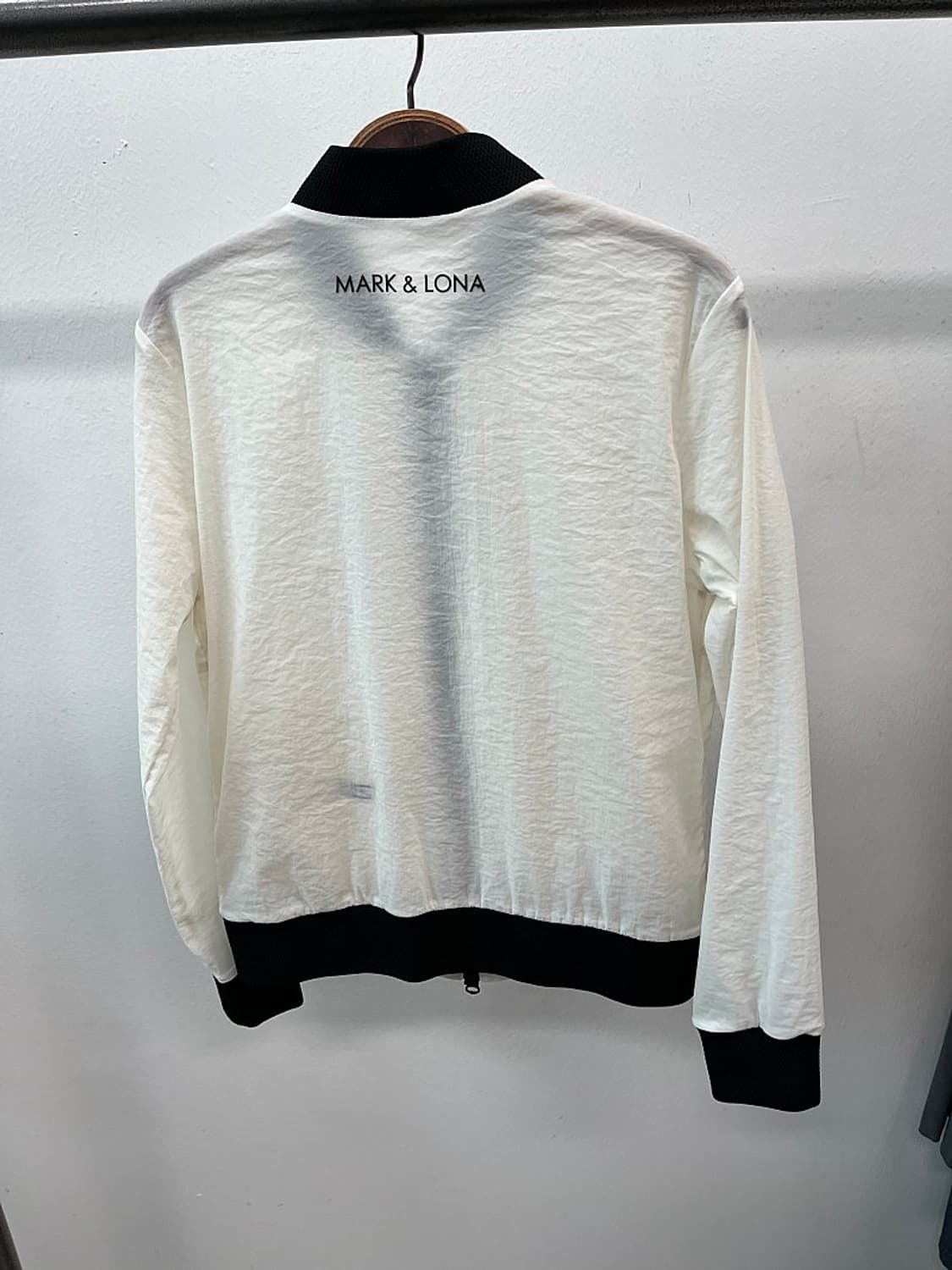 여) 마크앤로나 경량 스팡 집업  상품이미지7