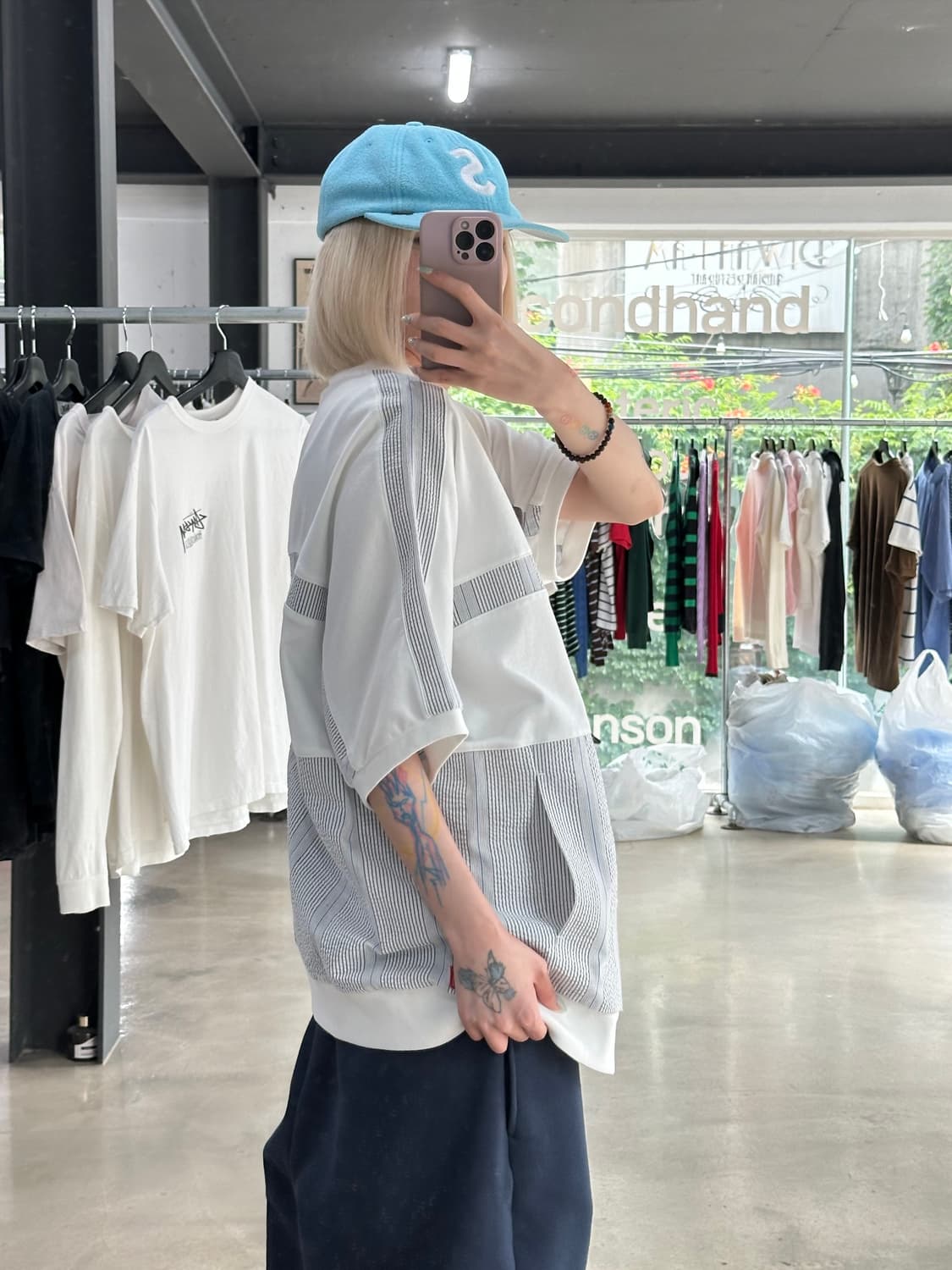 슈프림 19SS 플레이 보이 레저 짚업 탑 화이트 상품이미지2
