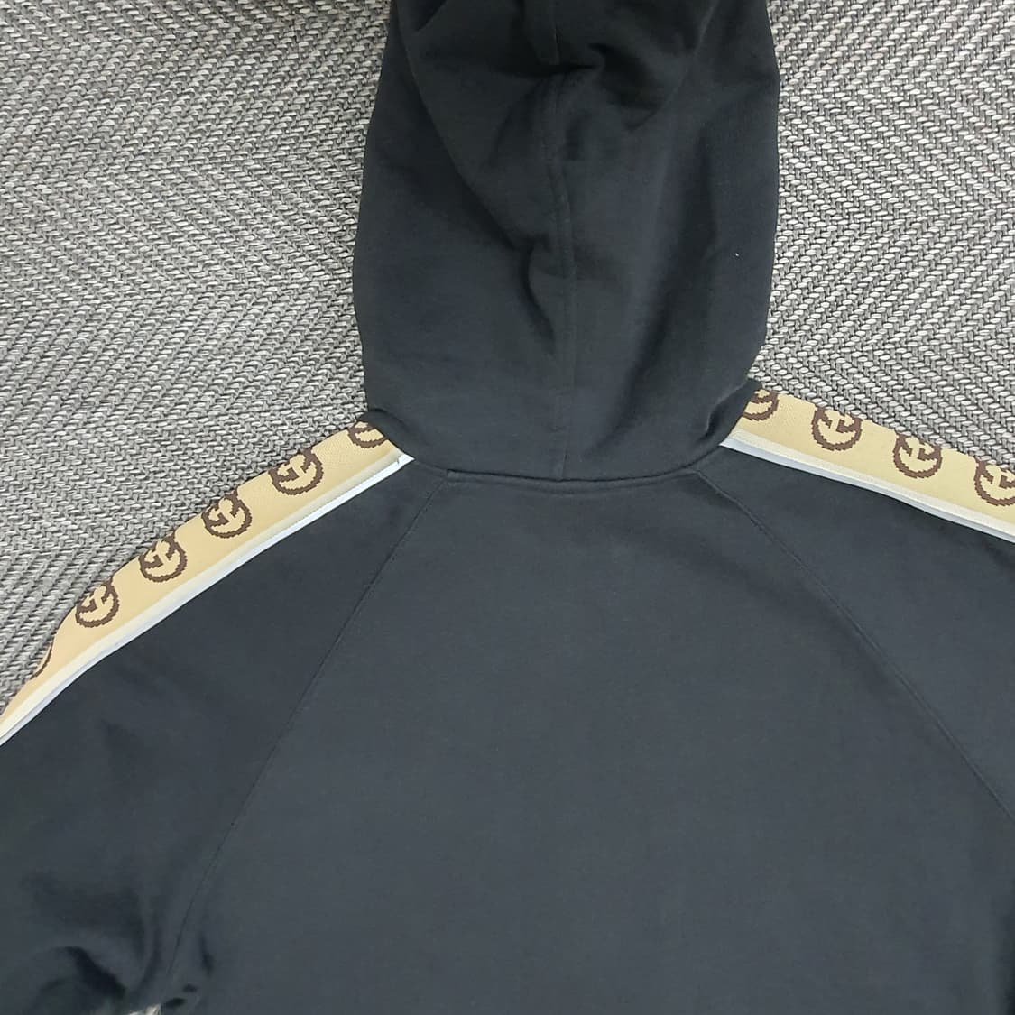 구찌 로꼬 테이프 오버핏 후드티 남자105~110 상품이미지9