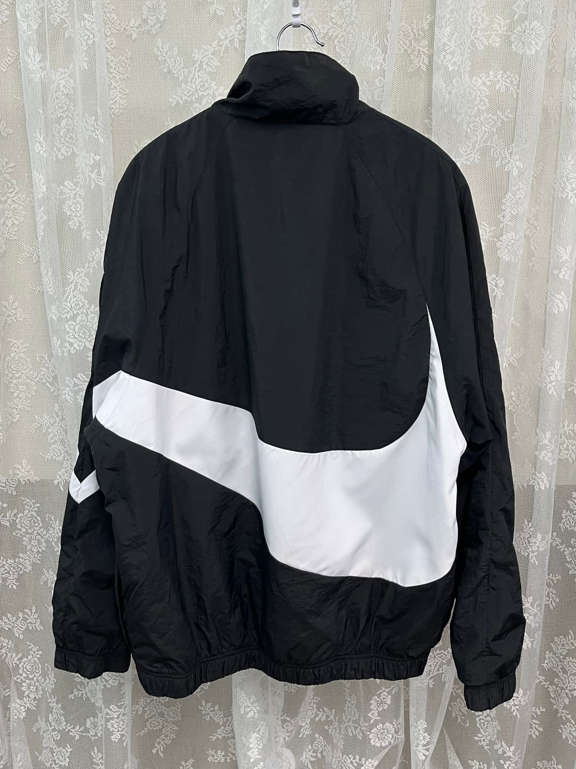 XL) 나이키 빅스우시 우븐 바람막이 자켓 블랙 상품이미지2