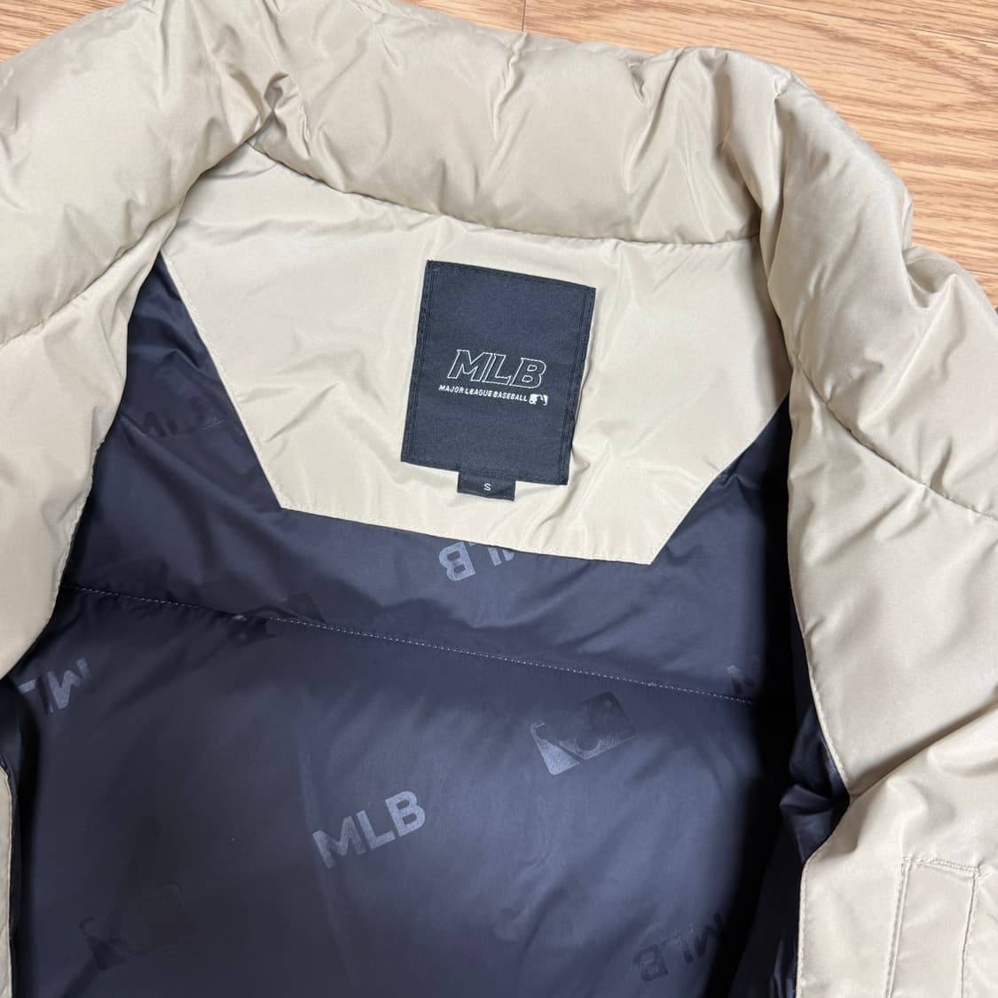 MLB 베이직 덕다운 숏패딩 상품이미지4