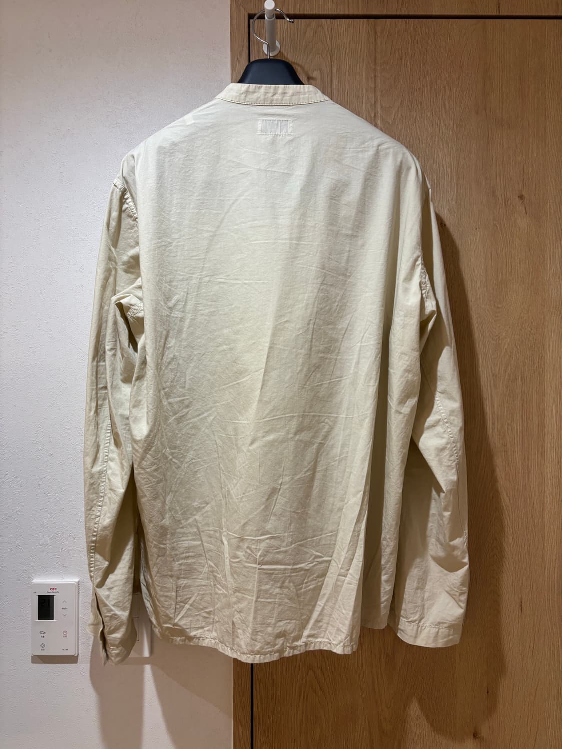 르메르 펠리칸 그레이 셔츠 m 팝니다 상품이미지5