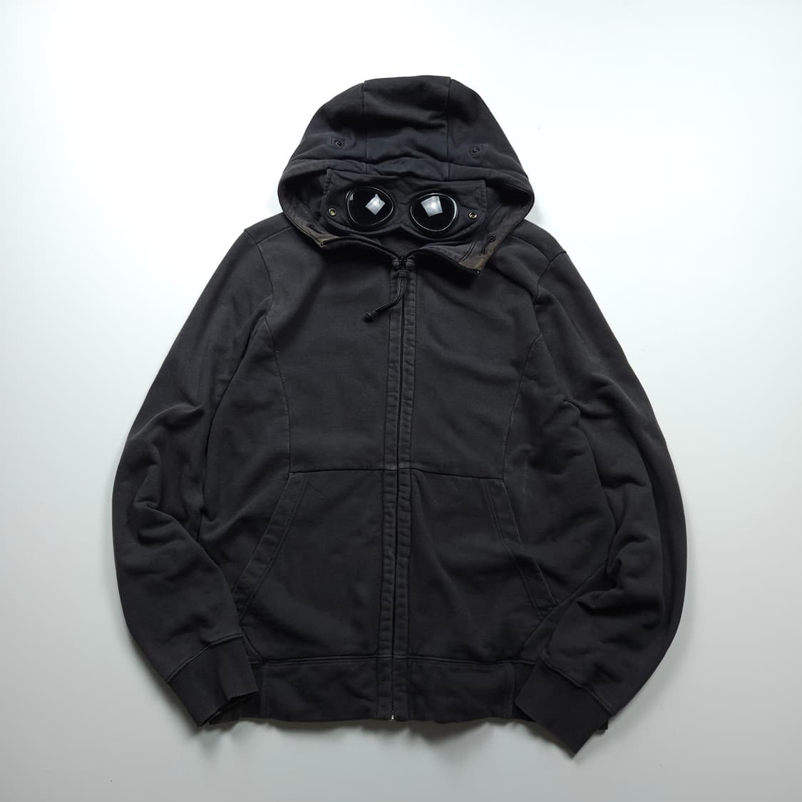 CP컴퍼니 고글 페이딩 후드집업 자켓 (XL) 상품이미지1