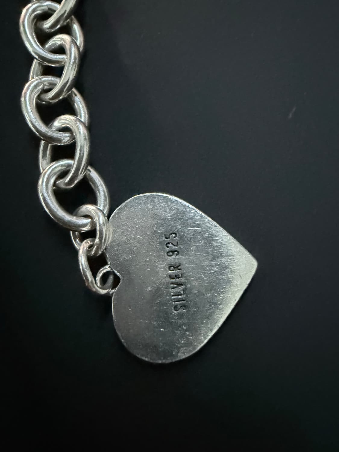 휴먼 메이드 하트 실버 브레이슬릿 블랙 상품이미지9