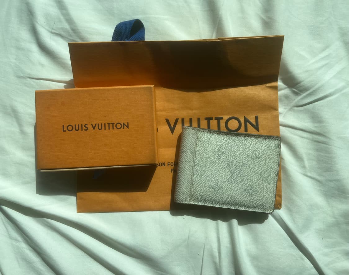 루이비통 반지갑 팝니다 정품  상품이미지1