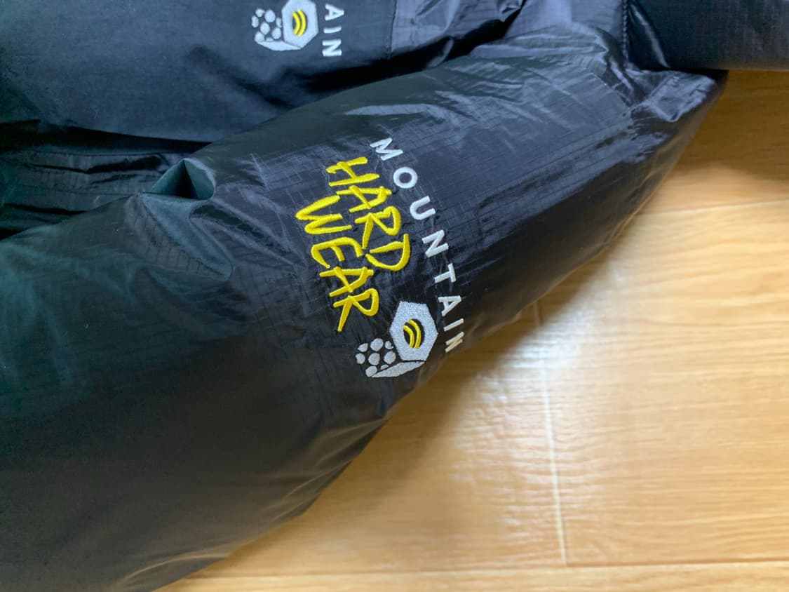 마운틴 하드웨어 블랙 미디움 콜드에이스 새상품급 상품이미지3