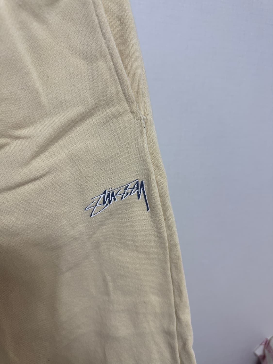 스투시 호주 일자핏 트레이닝 팬츠 상품이미지1