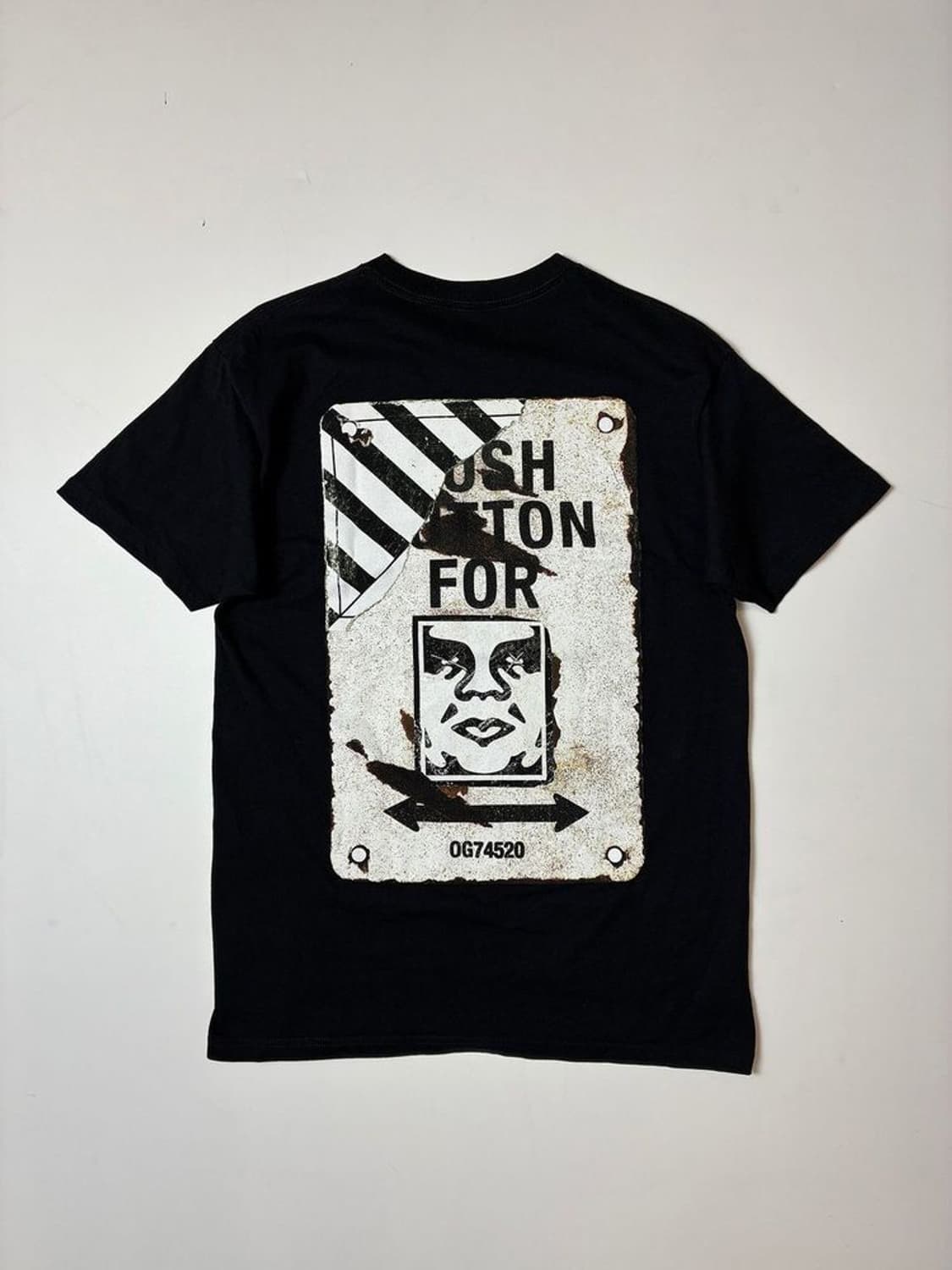 오베이 크로스워크 사인 코튼 반팔 티셔츠 PN9607 상품이미지1