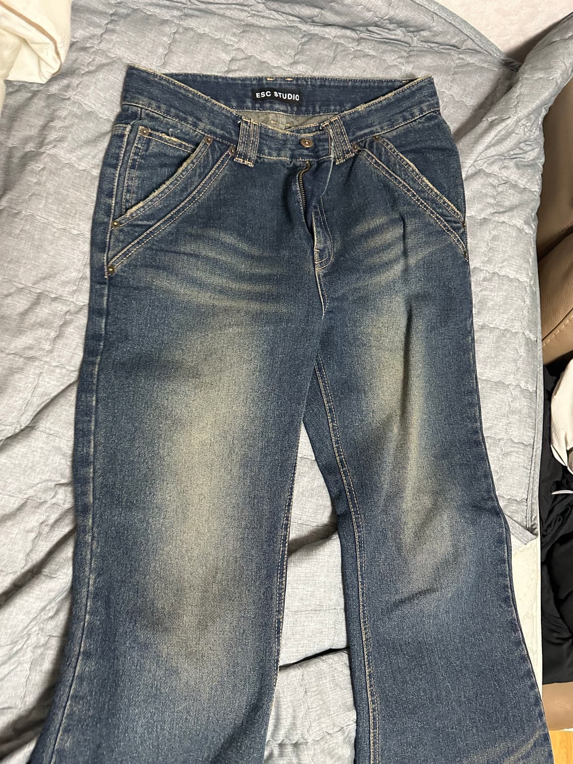 Esc studio wrinkled 데님 부츠컷 플레어 팬츠 상품이미지7