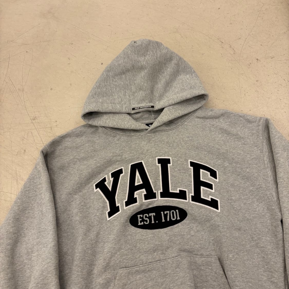 예일 빅로고 그레이 후드티 상품이미지2