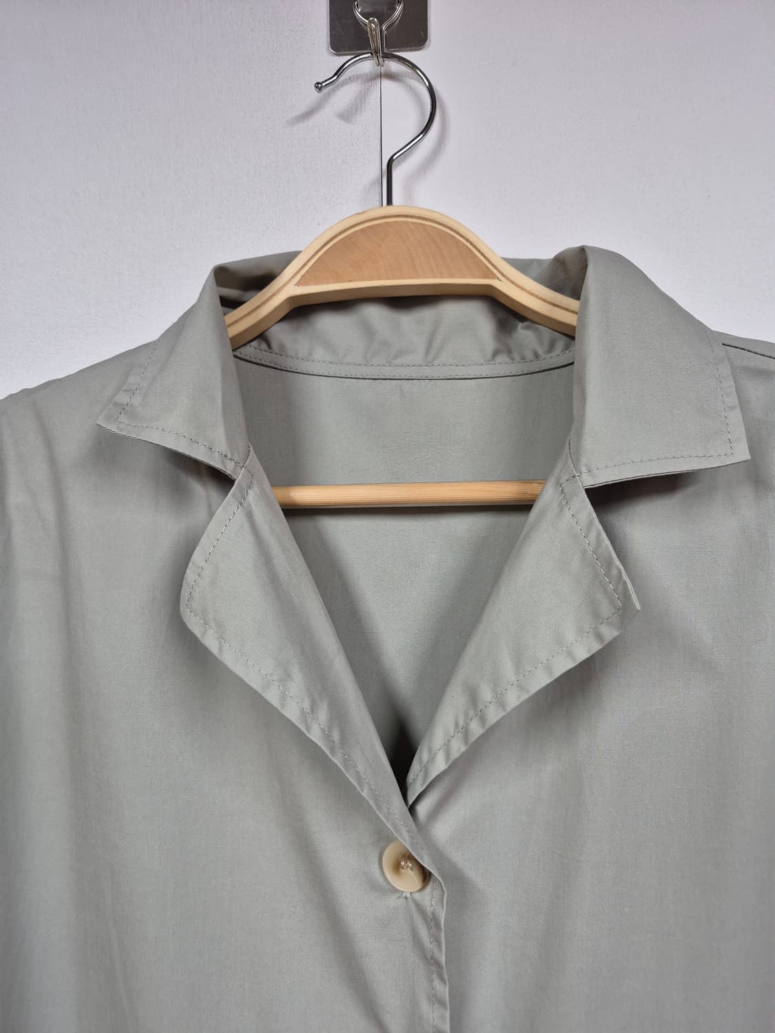 그레이 핀턱 롱원피스 상품이미지3