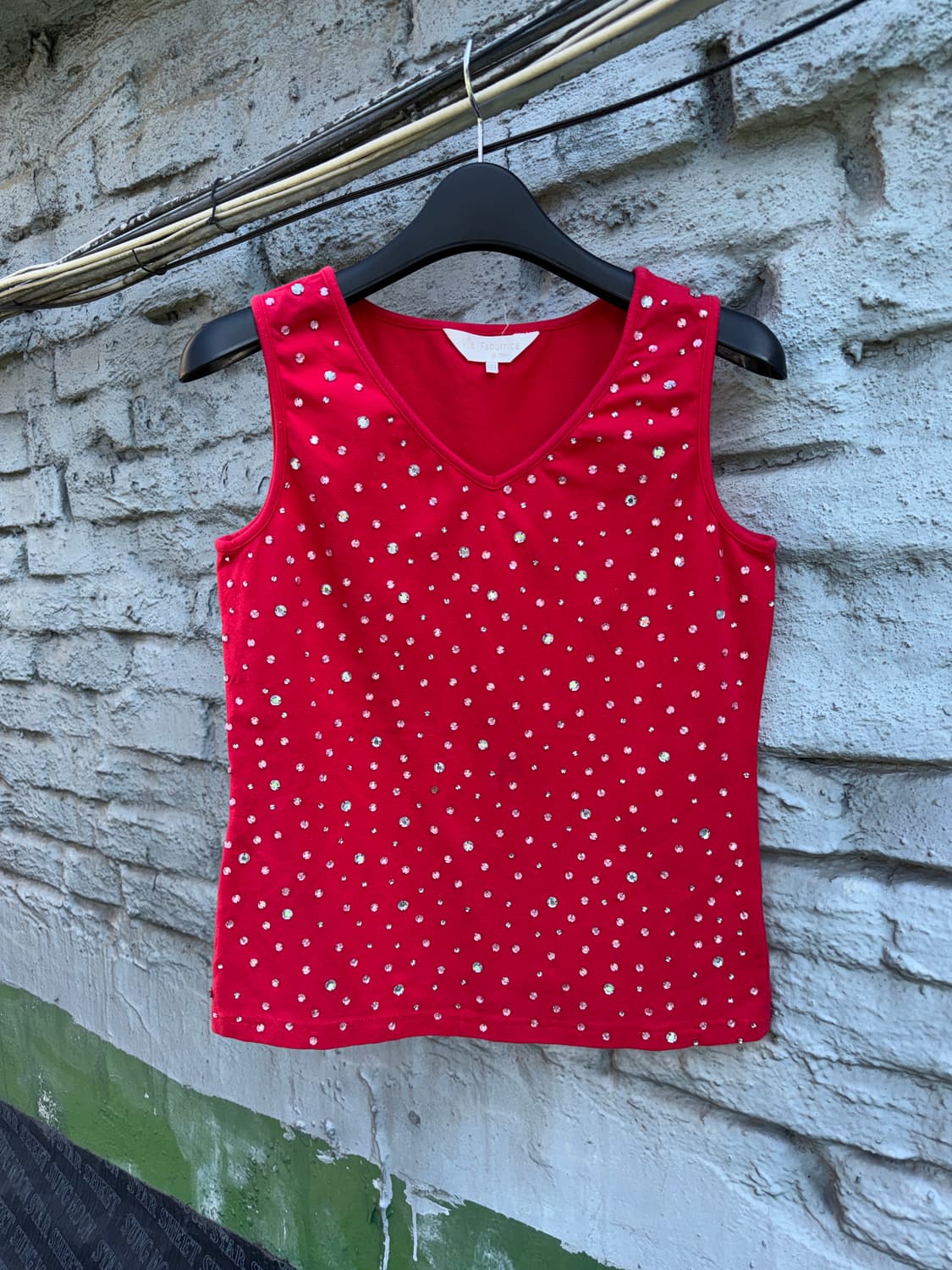 beads red sleeveless 비즈 레드 슬리브리스 나시 상품이미지1