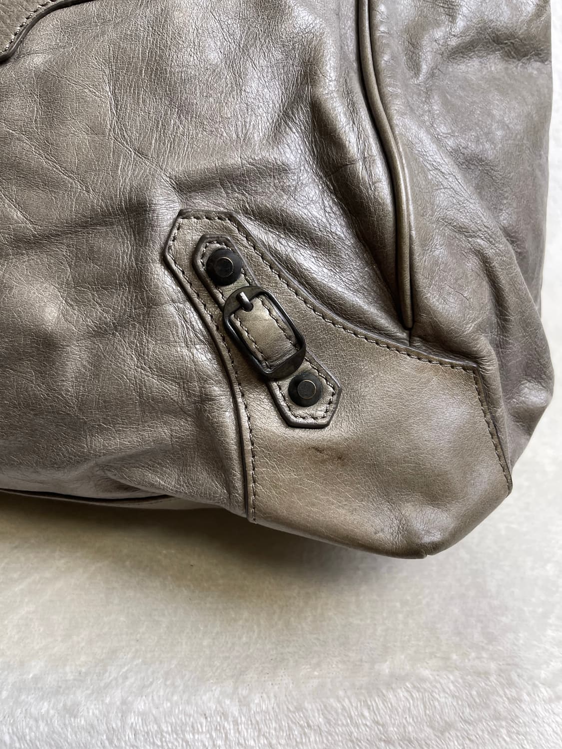 발렌시아가 클래식 시티백 선데이 || 모카 상품이미지4