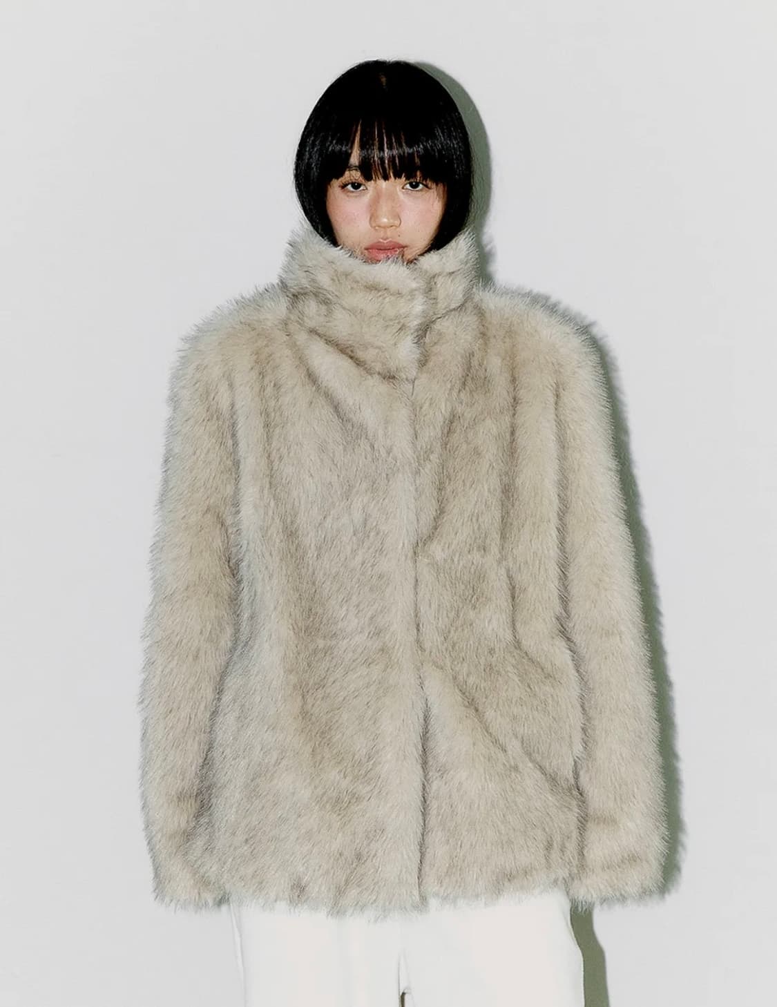 오피쉬 FLUFFY MIX FUR JACKET, LIGHT GRAY 상품이미지1