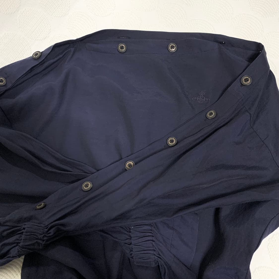 비비안 웨스트우드 네이비 블라우스 상품이미지5