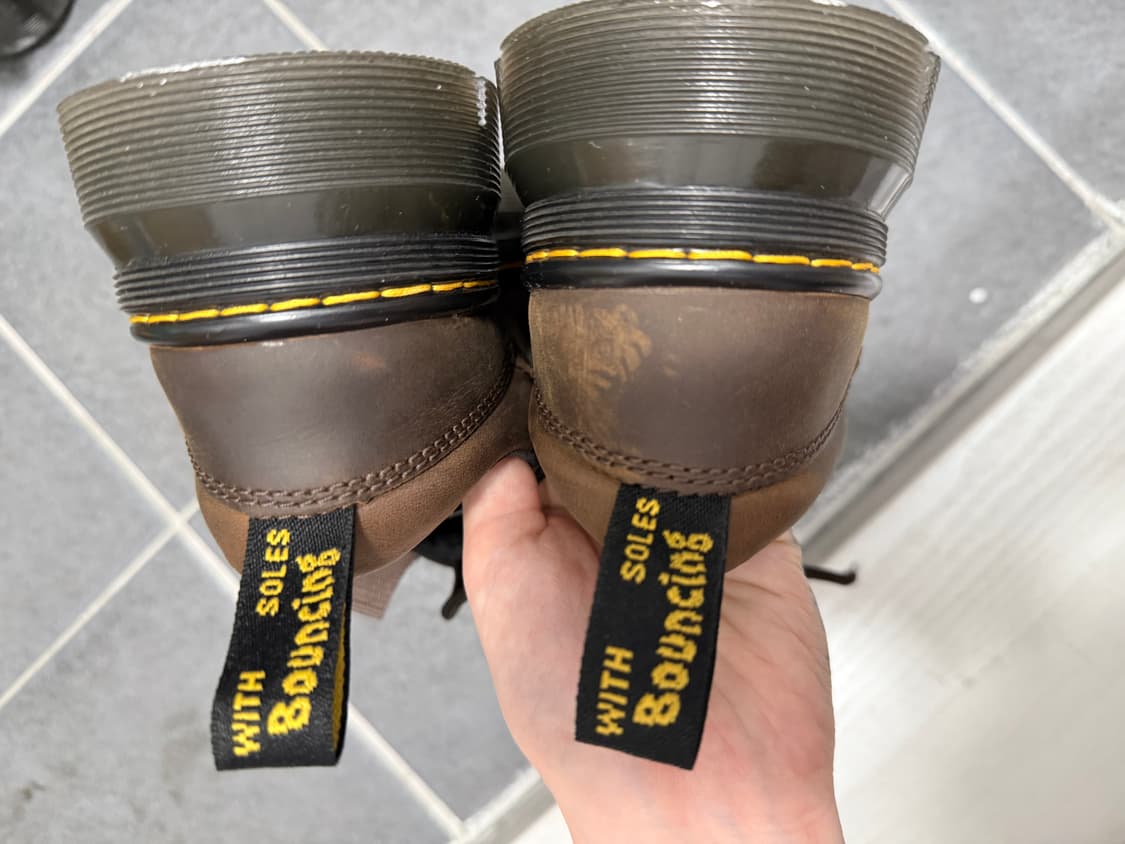 닥터마틴 리더 크레이지호스 다크브라운 220(교환도가능) 상품이미지5