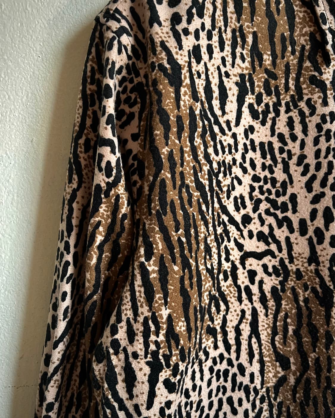 Insolent Japan Peach Skin Leopard Shirt 상품이미지5