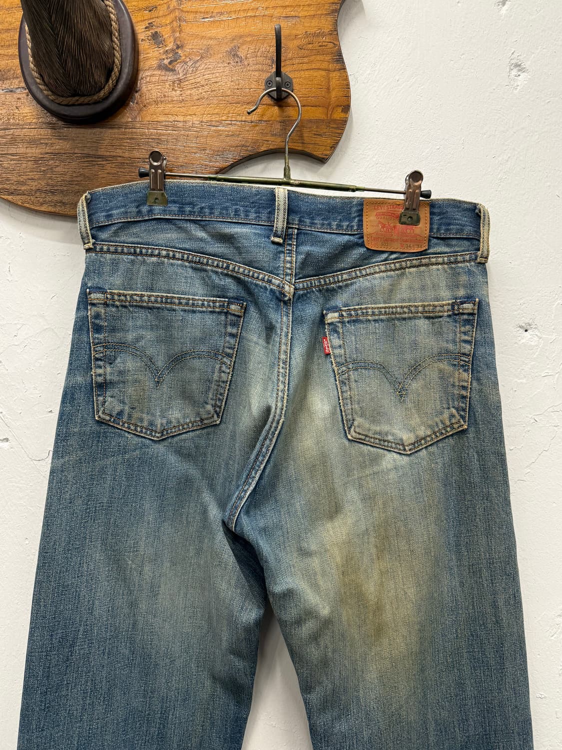 33) Levi’s 503 Mid Wash Jeans 상품이미지2