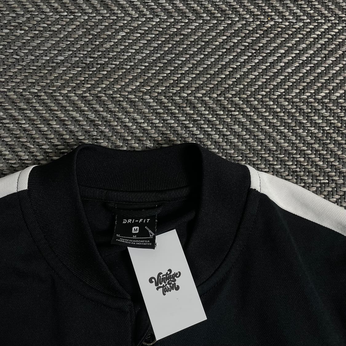 나이키 드라이핏 스우시로고 블랙 트레이닝 자켓y 3271 상품이미지6