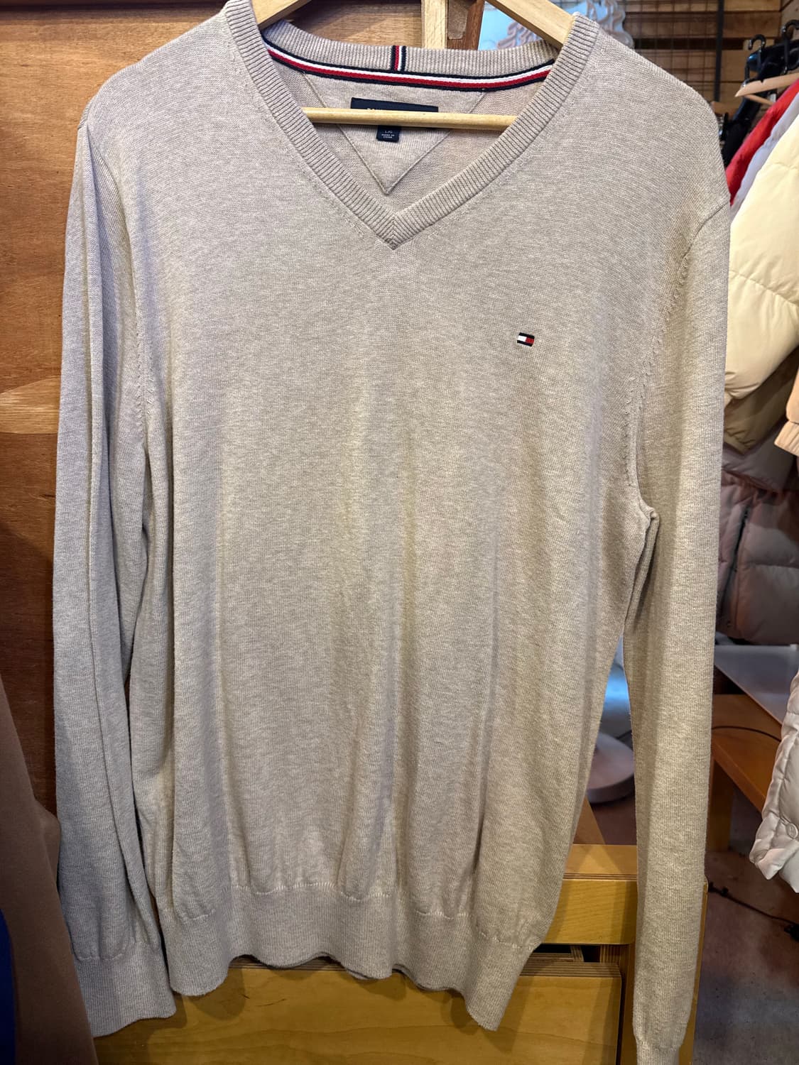 타미힐피거 베이지 니트 상품이미지1