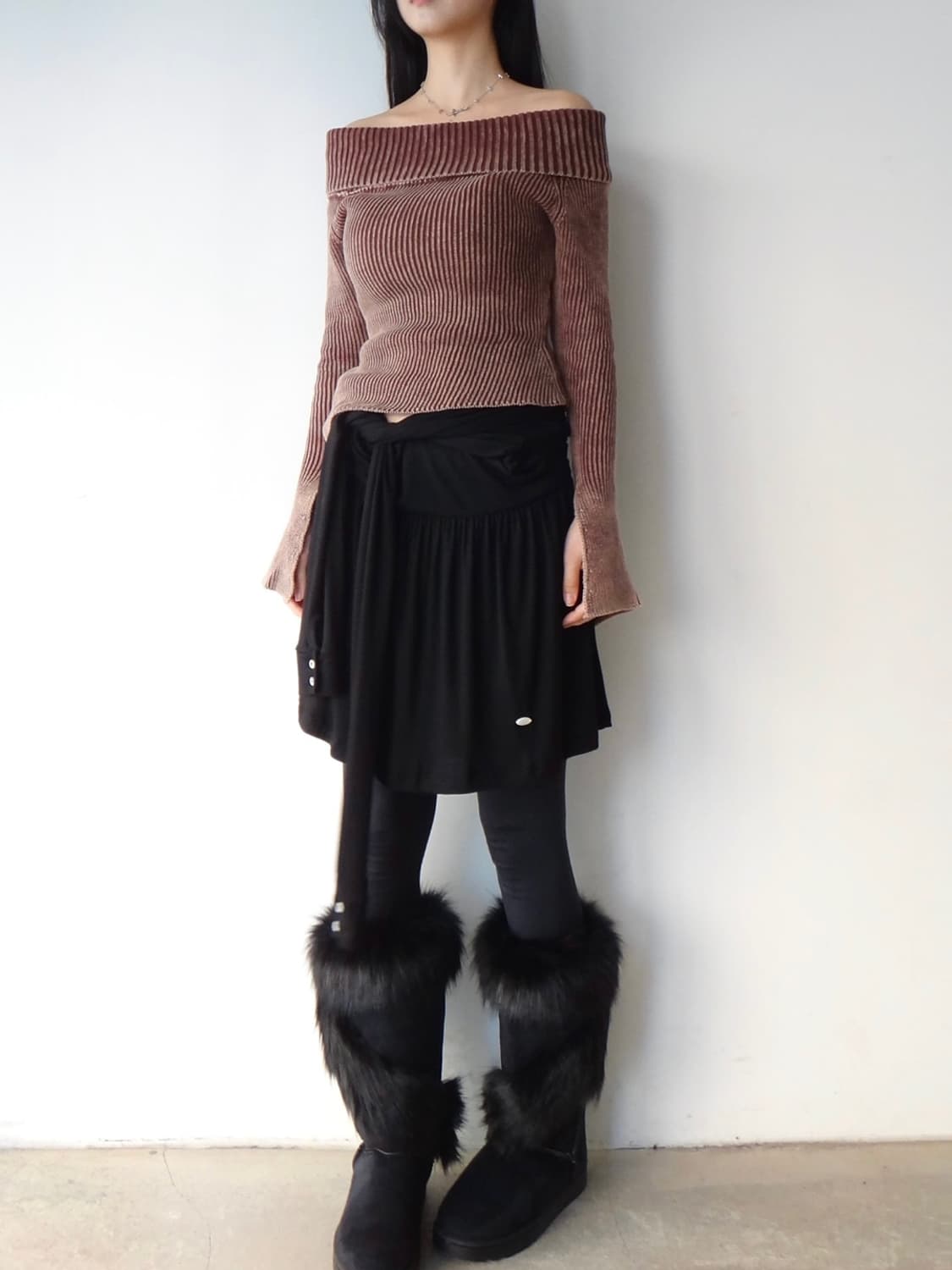 Off shoulder unbalanced knit / red 상품이미지6