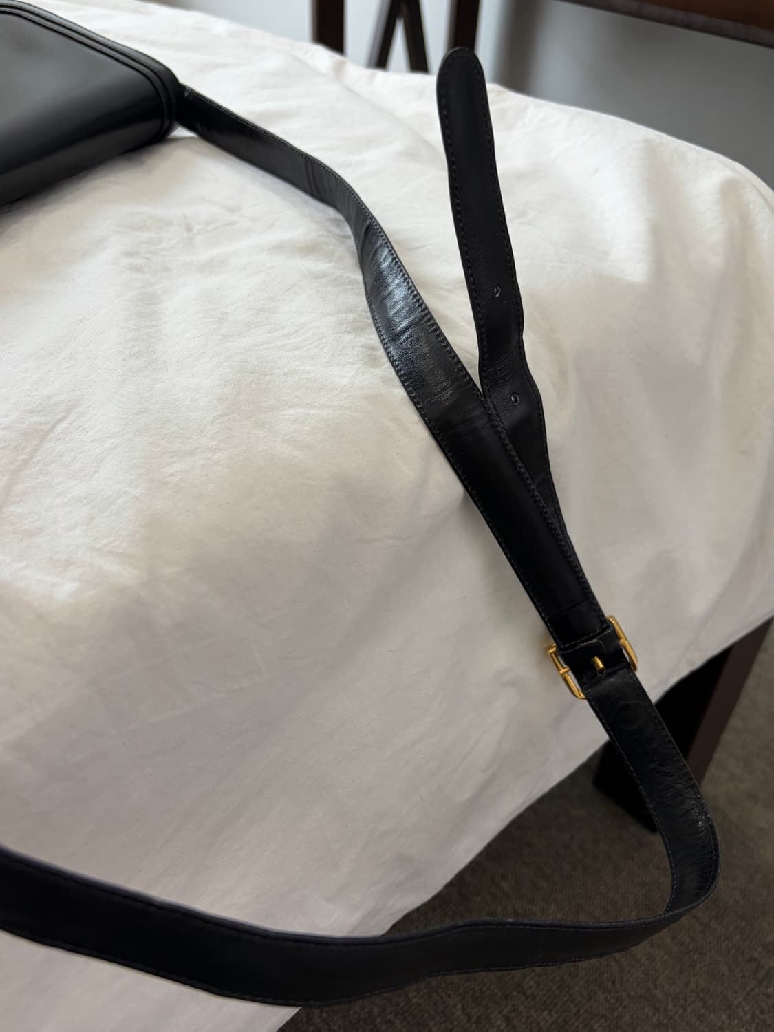 [Old Gucci] 인터로킹 레더 숄더백 블랙 상품이미지6