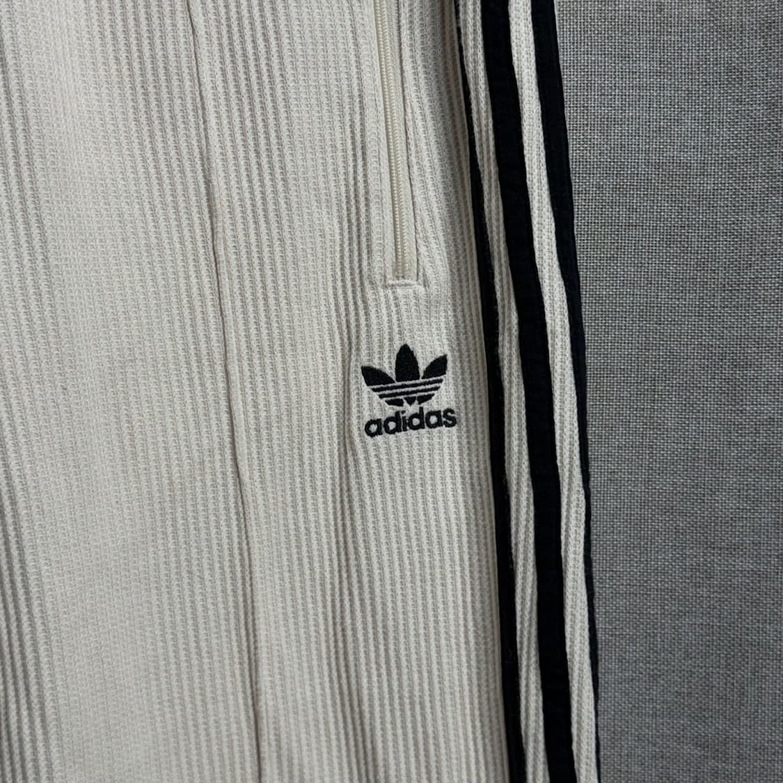 [L] 아디다스 Adidas 클래식 와플 베켄바우어 트랙 팬츠 상품이미지3