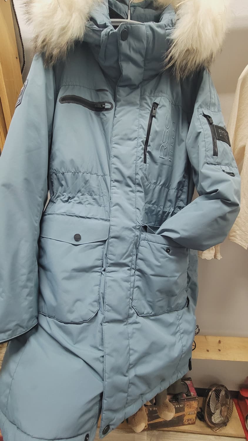 밀레 에글레스 하프 다운패딩 상품이미지6