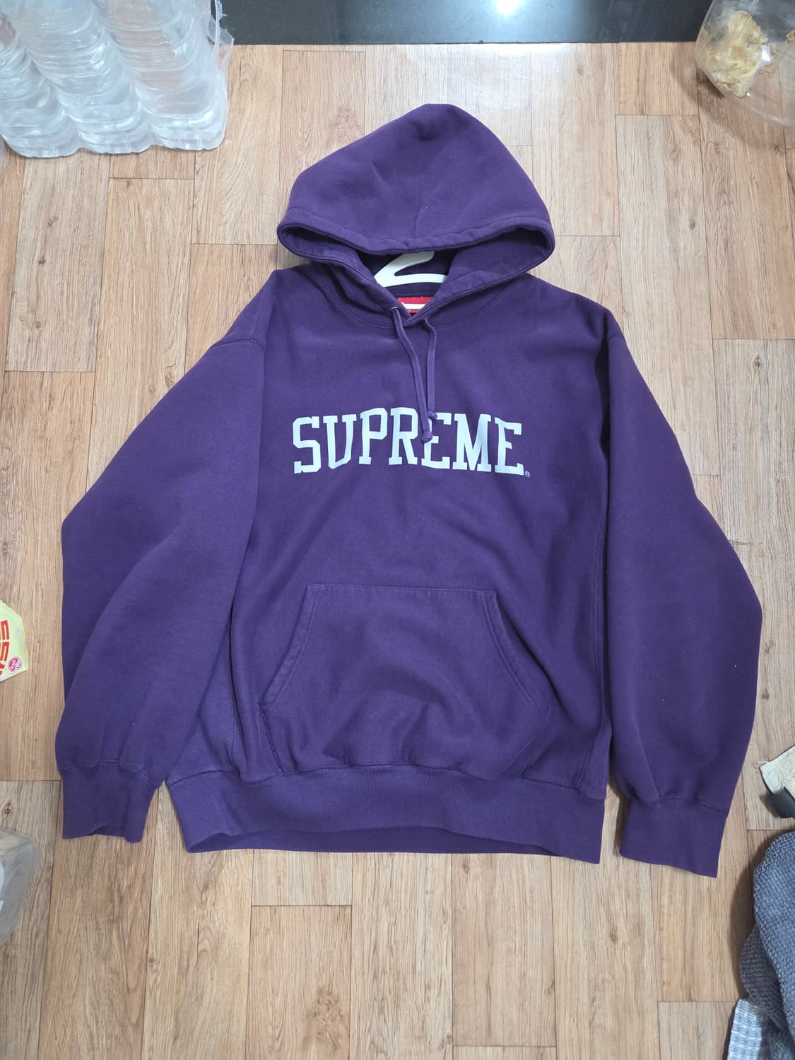 23fw 슈프림 바시티 후드 스웨트셔츠 다크 퍼플 상품이미지2