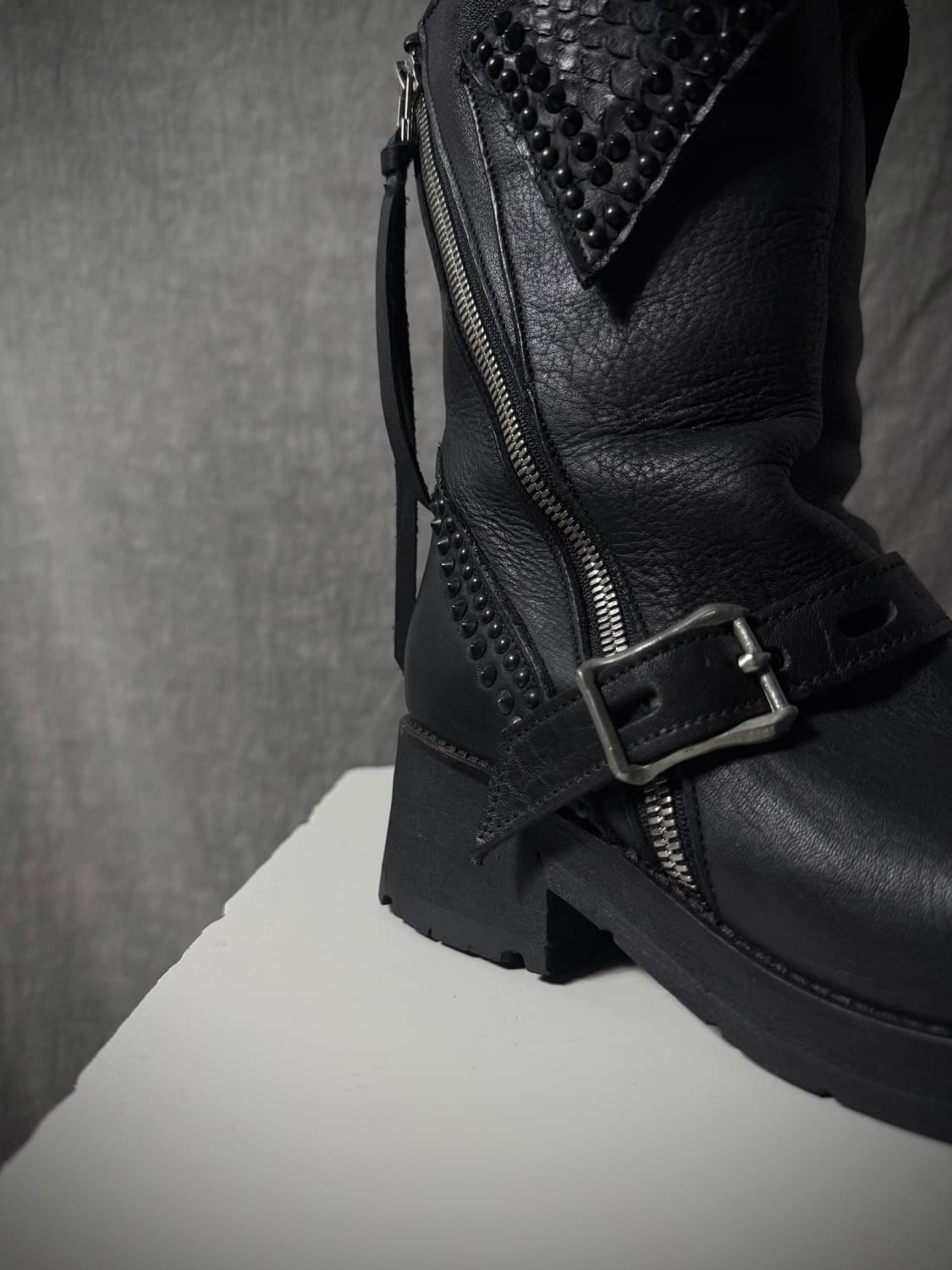 Kmrii Crush Stud Boots 상품이미지7
