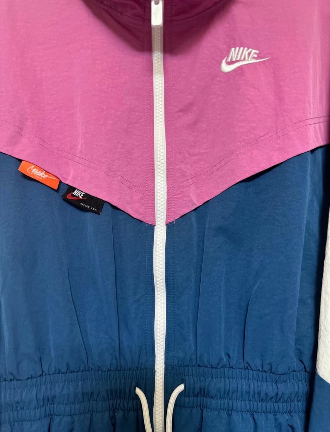 나이키 바람막이 핑크/네이비/화이트 상품이미지3