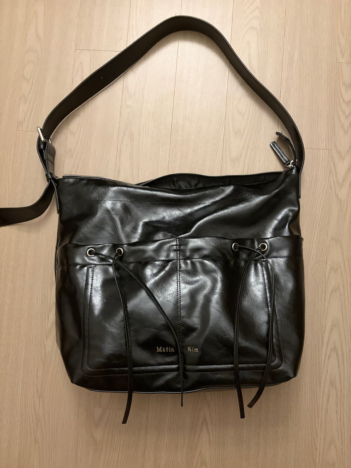 matin kim 마뗑킴 셔링 빅 포켓 크로스백 black 상품이미지1