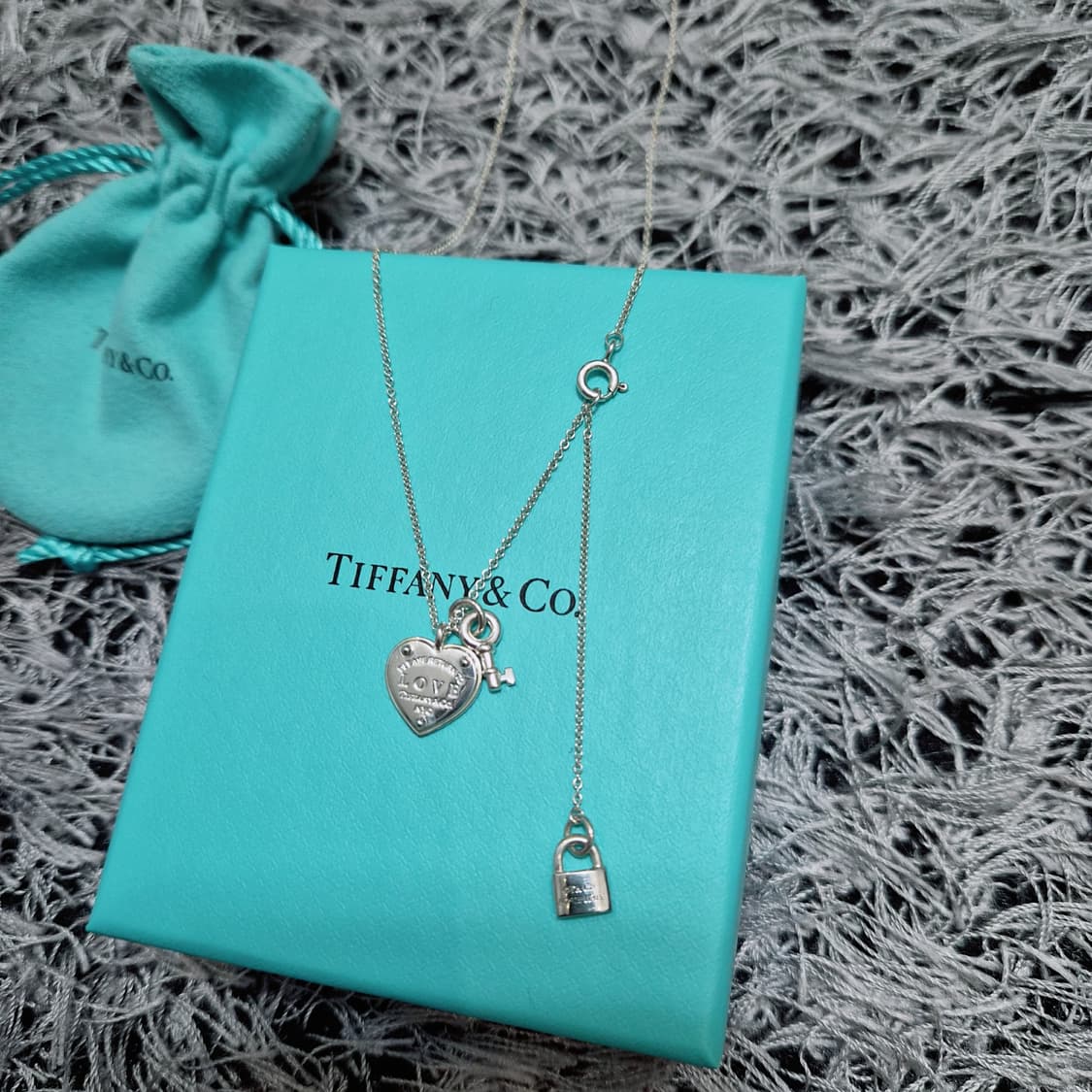 티파니앤코 러브 하트 키 목걸이 상품이미지3