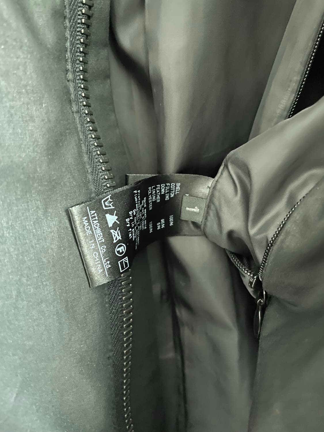 카즈유키쿠마가이 절개 패딩 자켓 상품이미지7