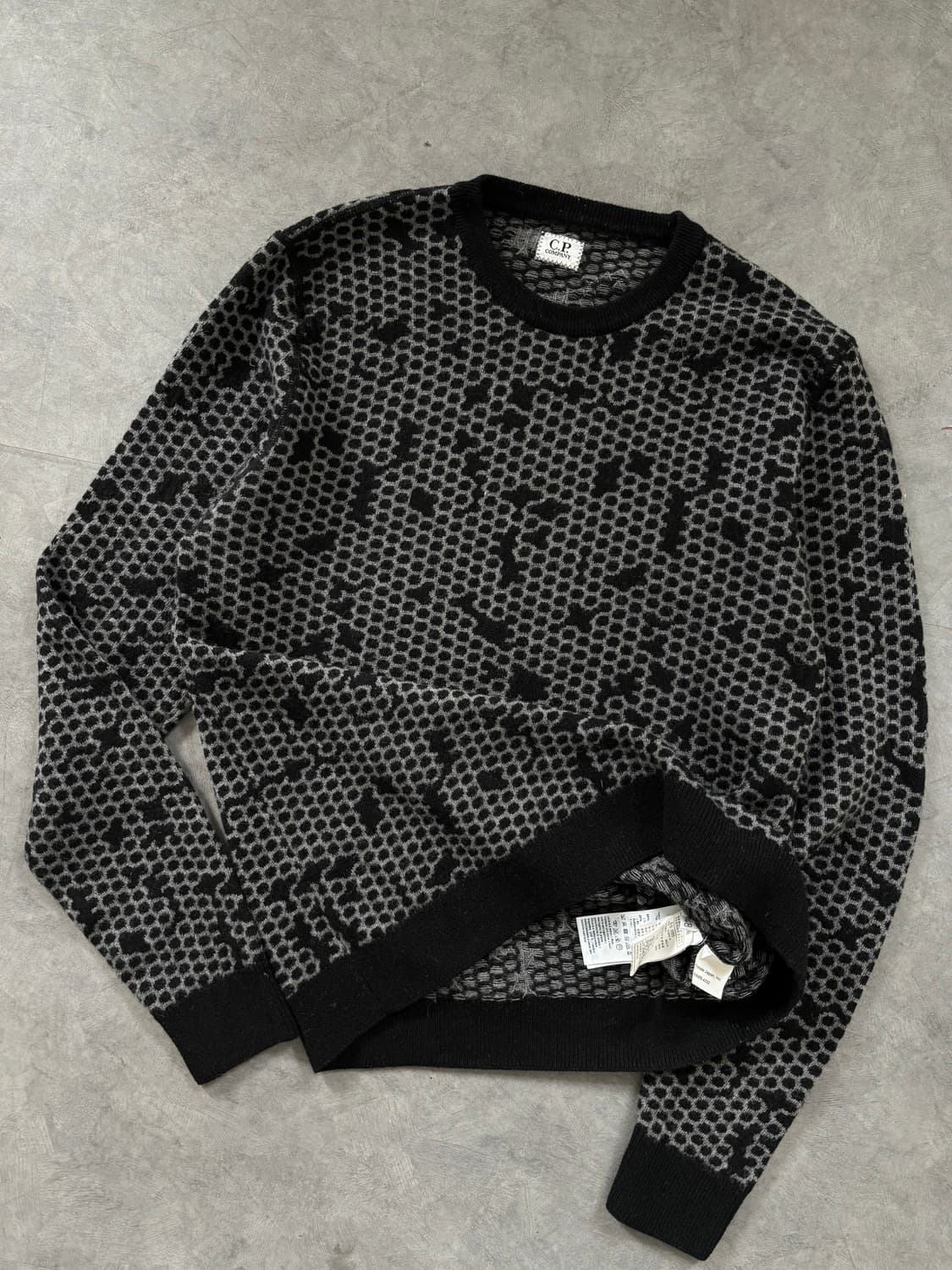 C.P. Company CP 컴퍼니 블랙 패턴 울 니트  상품이미지3
